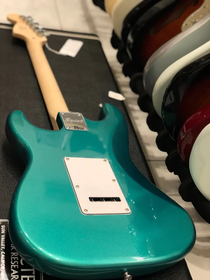 Squier Affinity Stratocaster HSS with Laurel FB - Race Green - Image 3