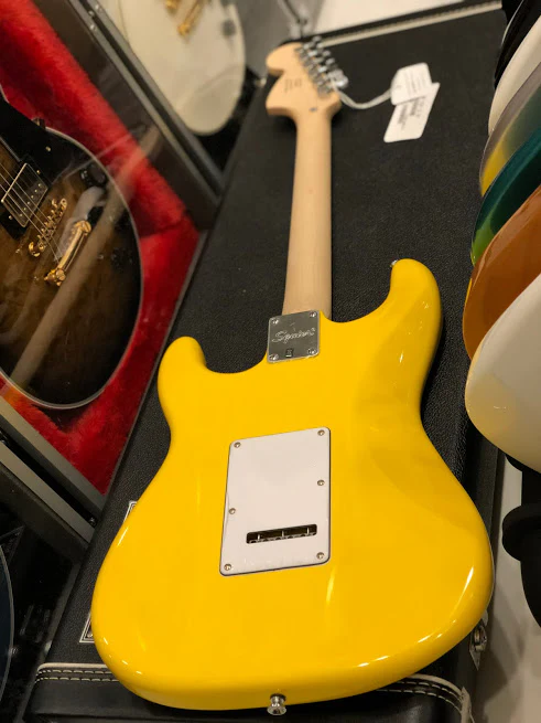 Squier Affinity Stratocaster in Graffiti Yellow - Image 2