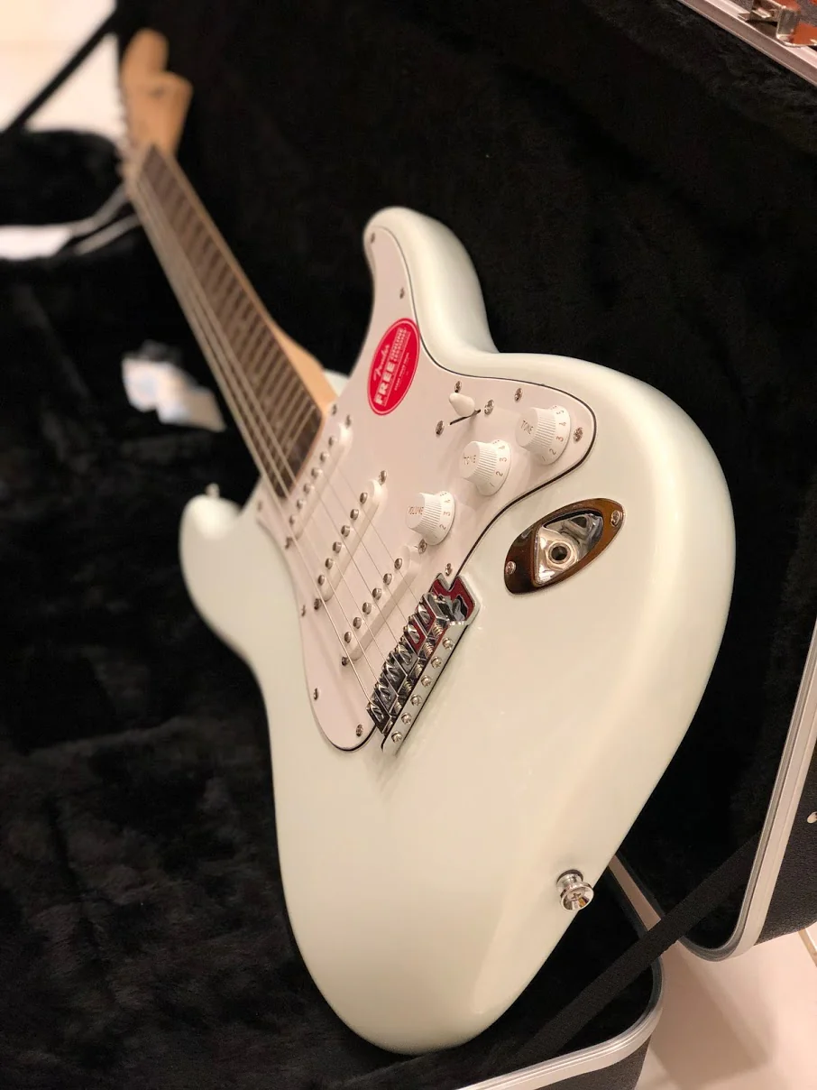 Squier Affinity Stratocaster with Laurel FB in Sonic Blue - Image 2