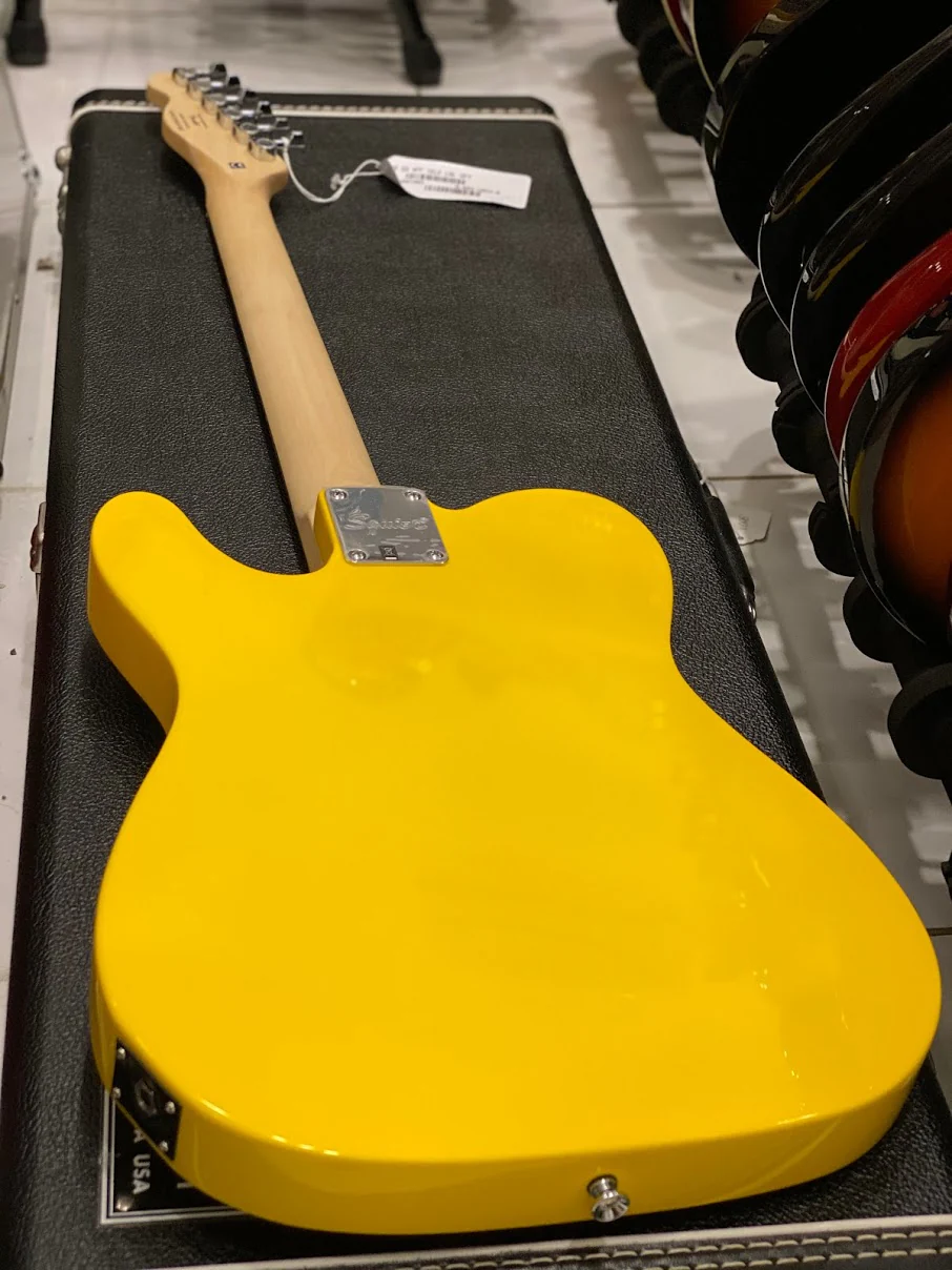 Squier affinity Telecaster in Graffiti Yellow with Laurel FB - Image 4