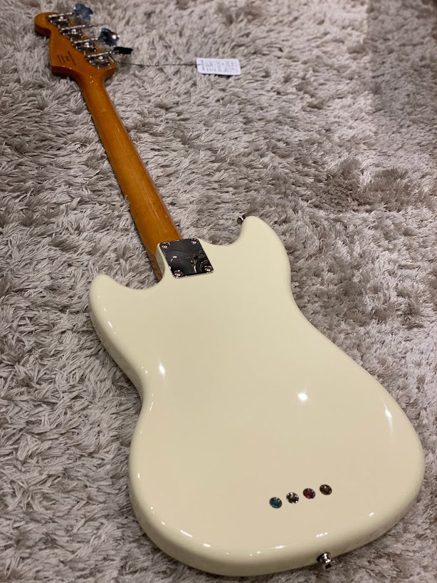 Squier Classic Vibe `60s Mustang Bass - Olympic White - Image 4