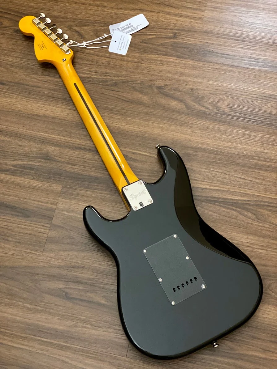Squier Classic Vibe 70s Stratocaster HSS in Black with Maple FB - Image 4