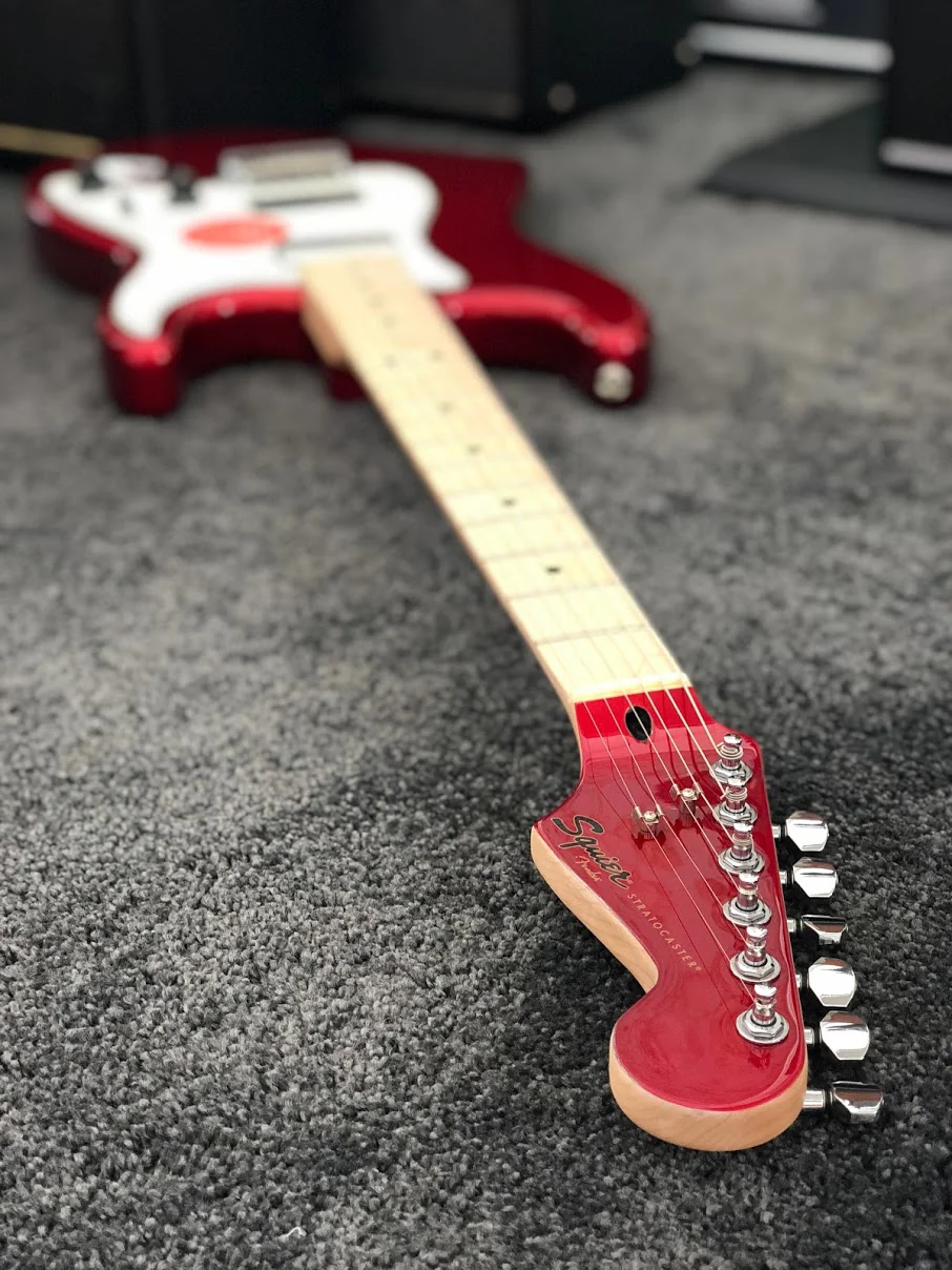 Squier Contemporary Stratocaster HH - Dark Metallic Red - Image 4