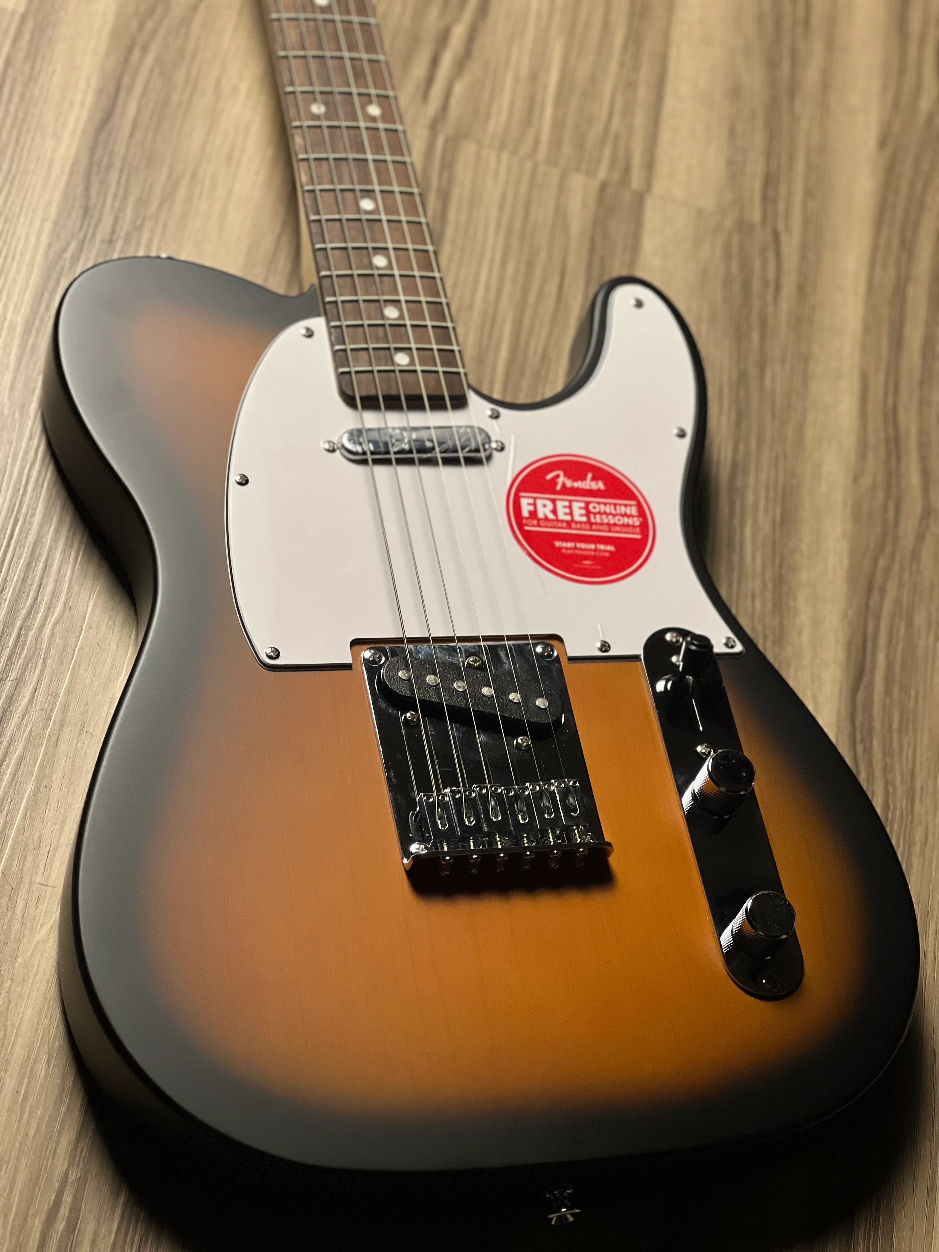 Squier Debut Series Telecaster Electric Guitar Laurel FB In 2-Colour Sunburst - Image 4