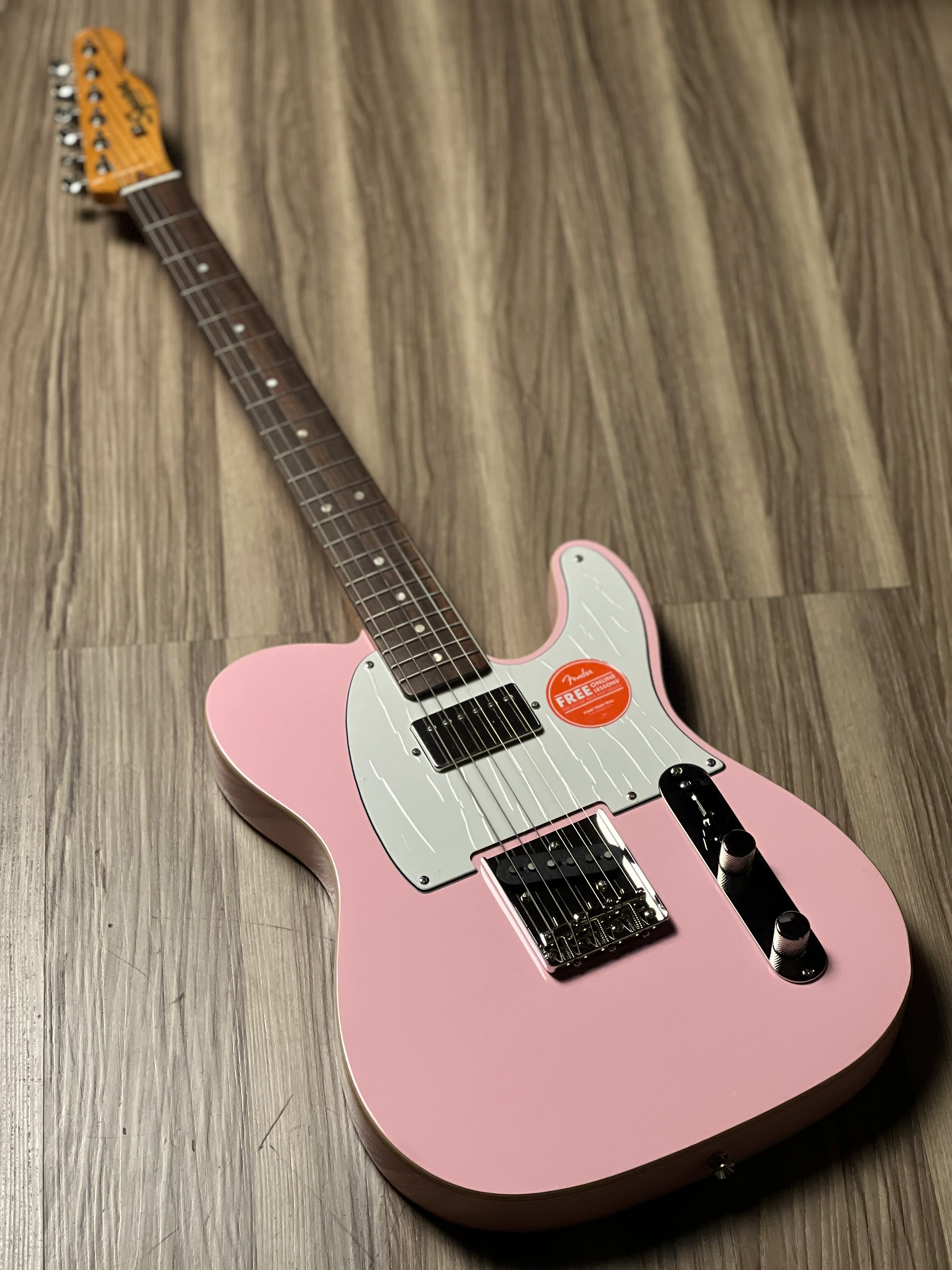 Squier FSR Classic Vibe 60s Custom Telecaster with Laurel FB in Shell Pink - Image 2