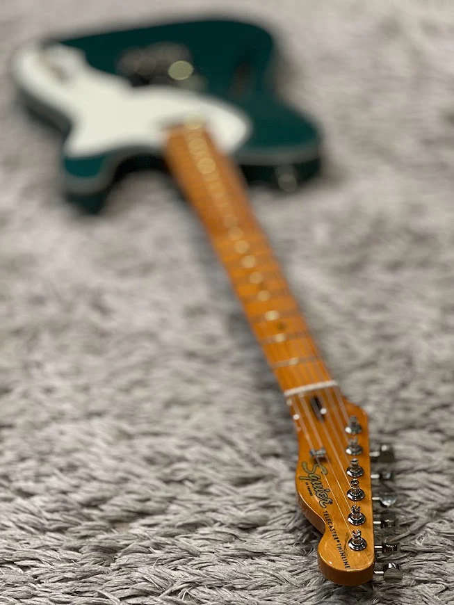 Squier FSR Classic Vibe 60s Telecaster Thinline with Maple FB in Sherwood Green - Image 5