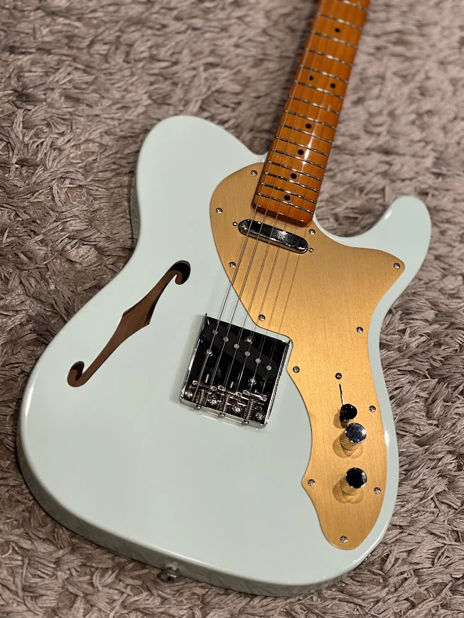 Squier FSR Classic Vibe 60s Telecaster Thinline with Maple FB in Sonic Blue - Image 2