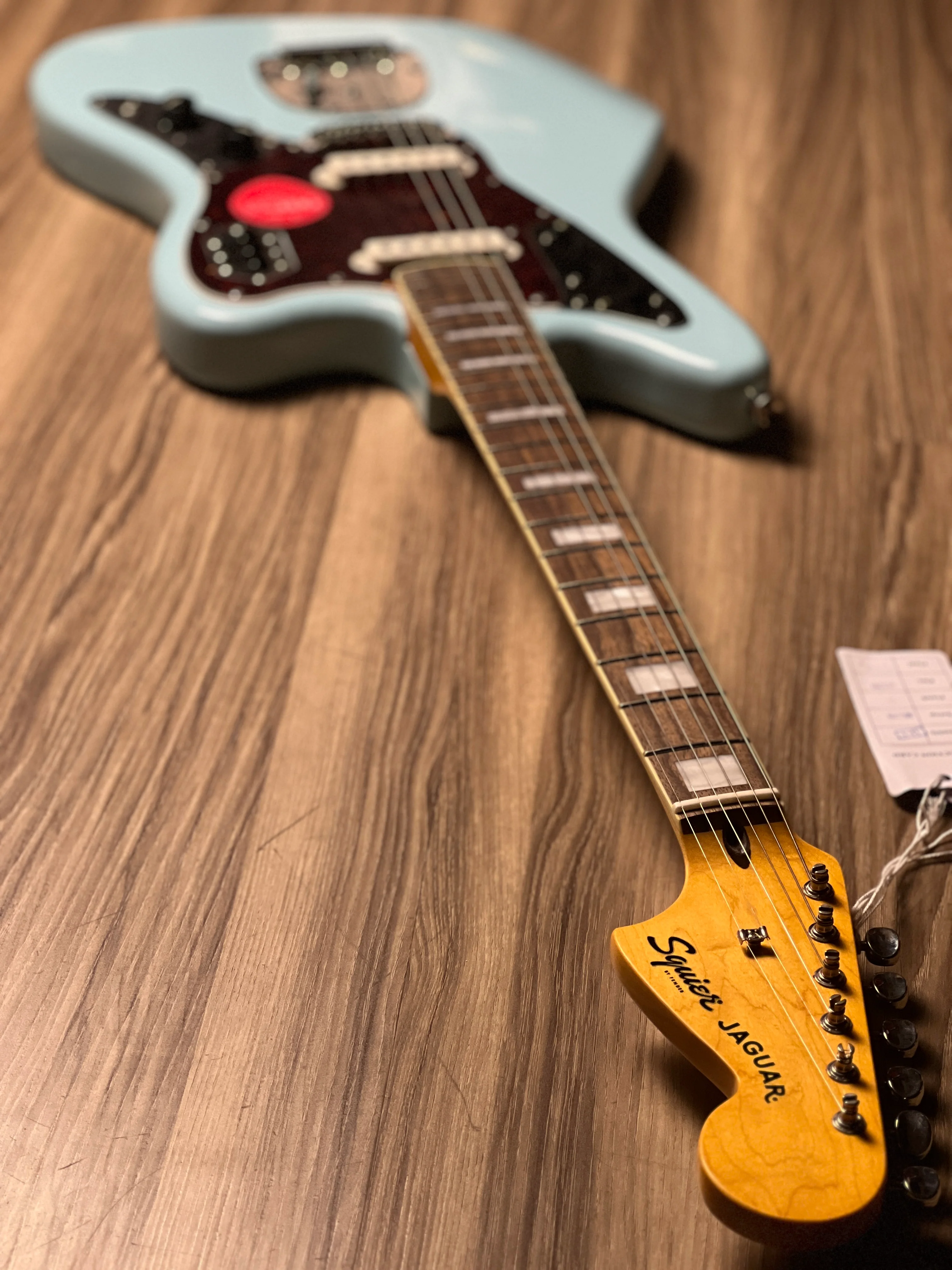 Squier FSR Classic Vibe 70s Jaguar with Laurel FB in Daphne Blue - Image 6