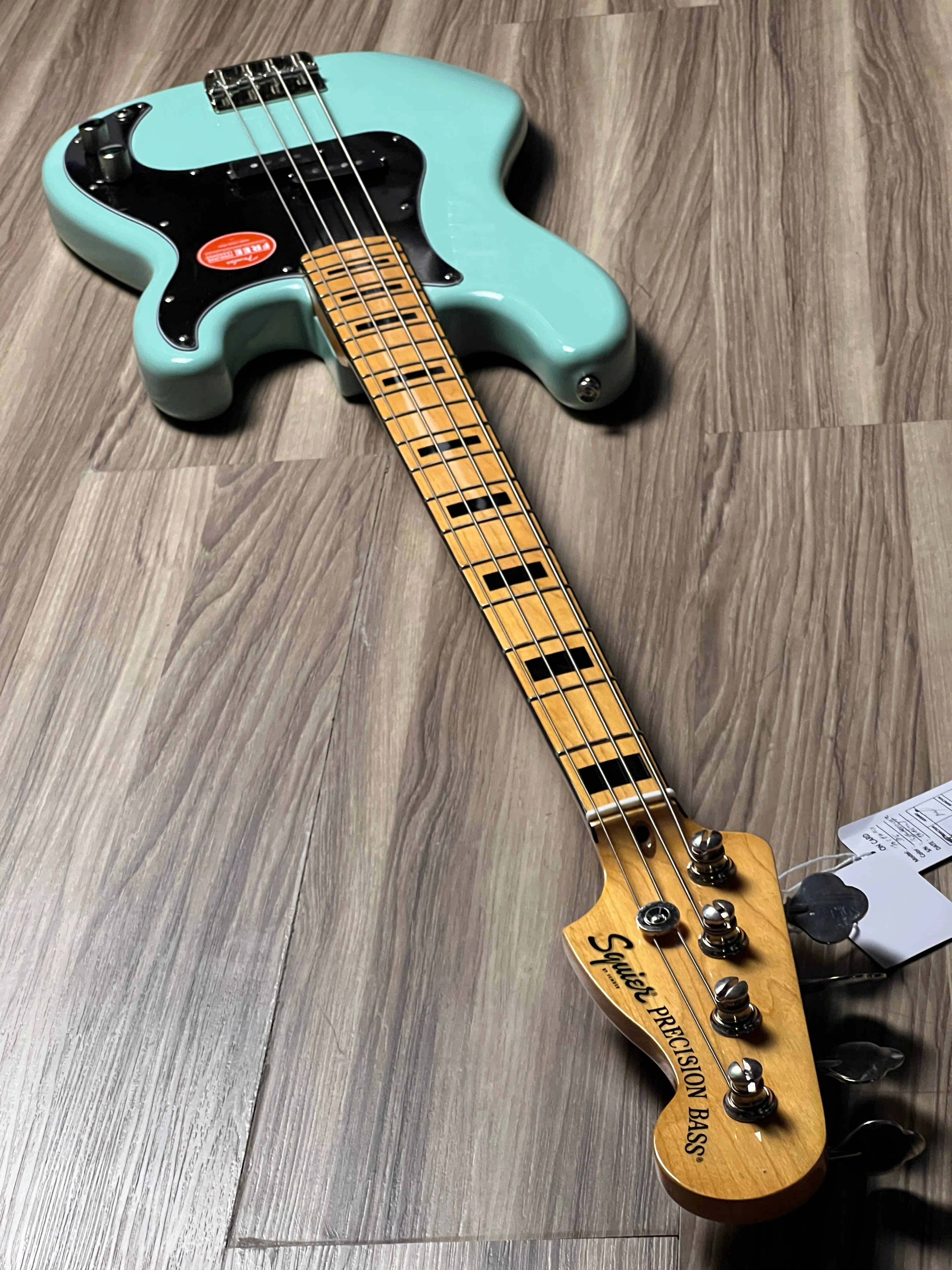 Squier FSR Classic Vibe 70s Precision Bass with Maple FB in Surf Green - Image 6