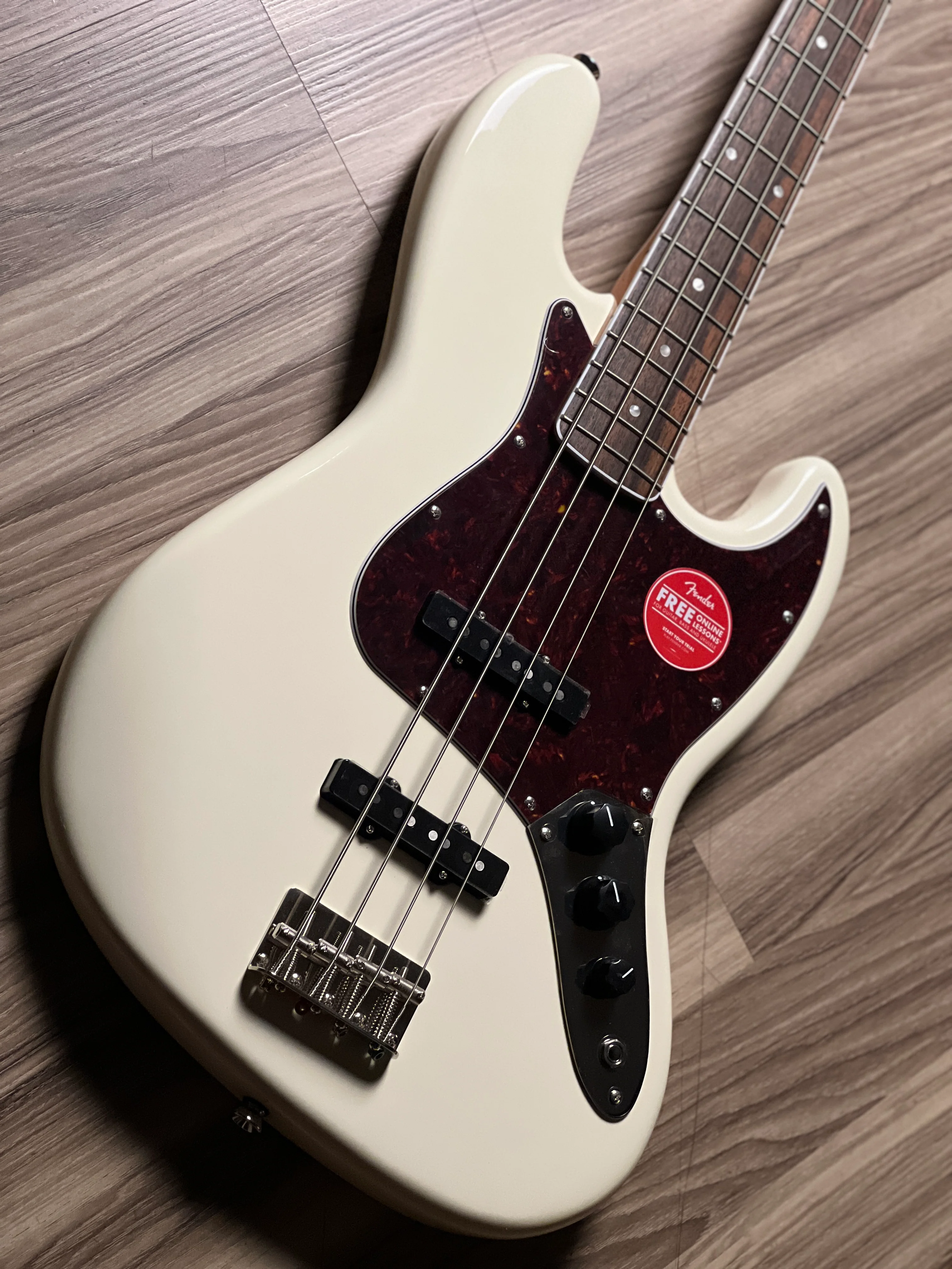 Squier Limited Ed Classic Vibe 60s Mid-60s Jazz Bass with Laurel FB in Olympic White - Image 4
