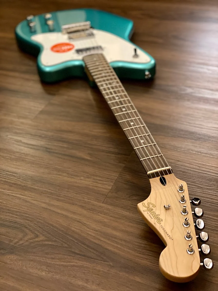Squier Paranormal Toronado - Mystic Seafoam with Parchment Pickguard - Image 5