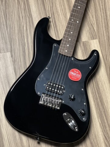 Squier Sonic Stratocaster HT H w/Black Pickguard with Laurel FB in Black - Image 3