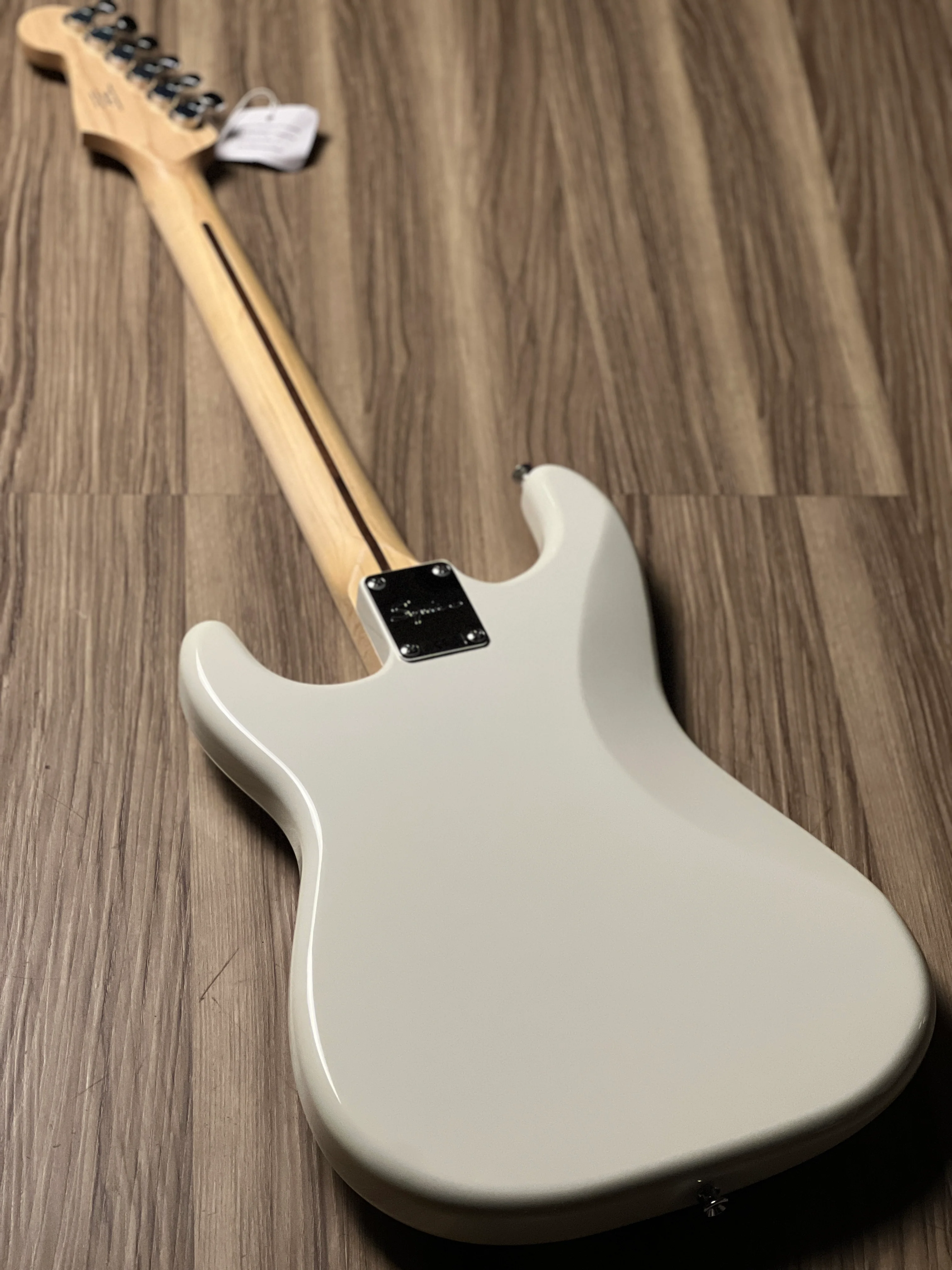 Squier Sonic Stratocaster HT with White Pickguard and Maple FB in Arctic White - Image 5