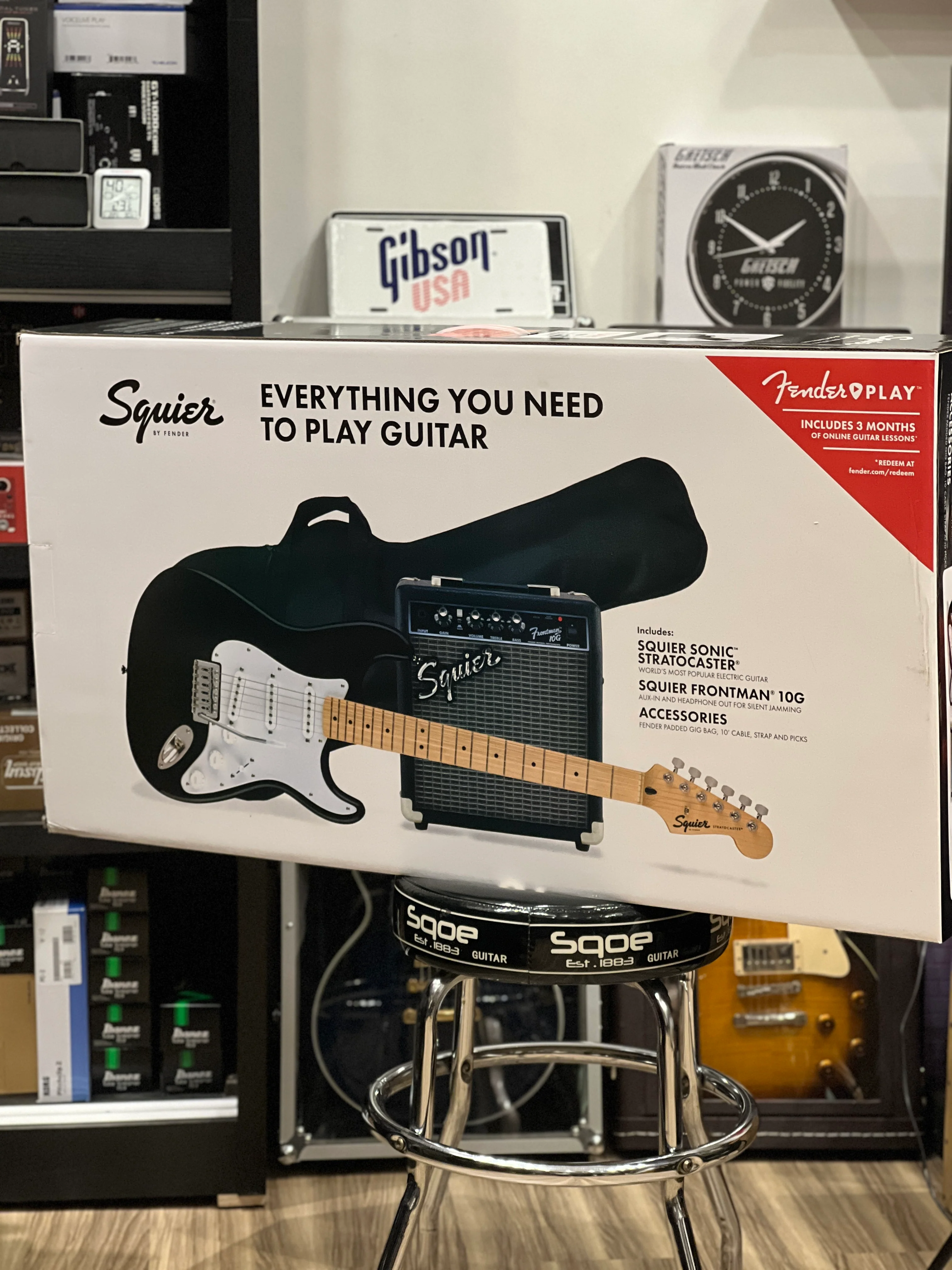 Squier Sonic Stratocaster Pack with Gig Bag and Maple FB + Frontman 10G Amplifier in Black - Image 2