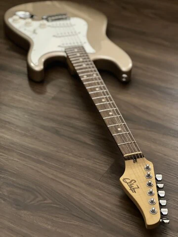 Suhr Classic Pro in Shoreline Gold with Rosewood FB - Image 5