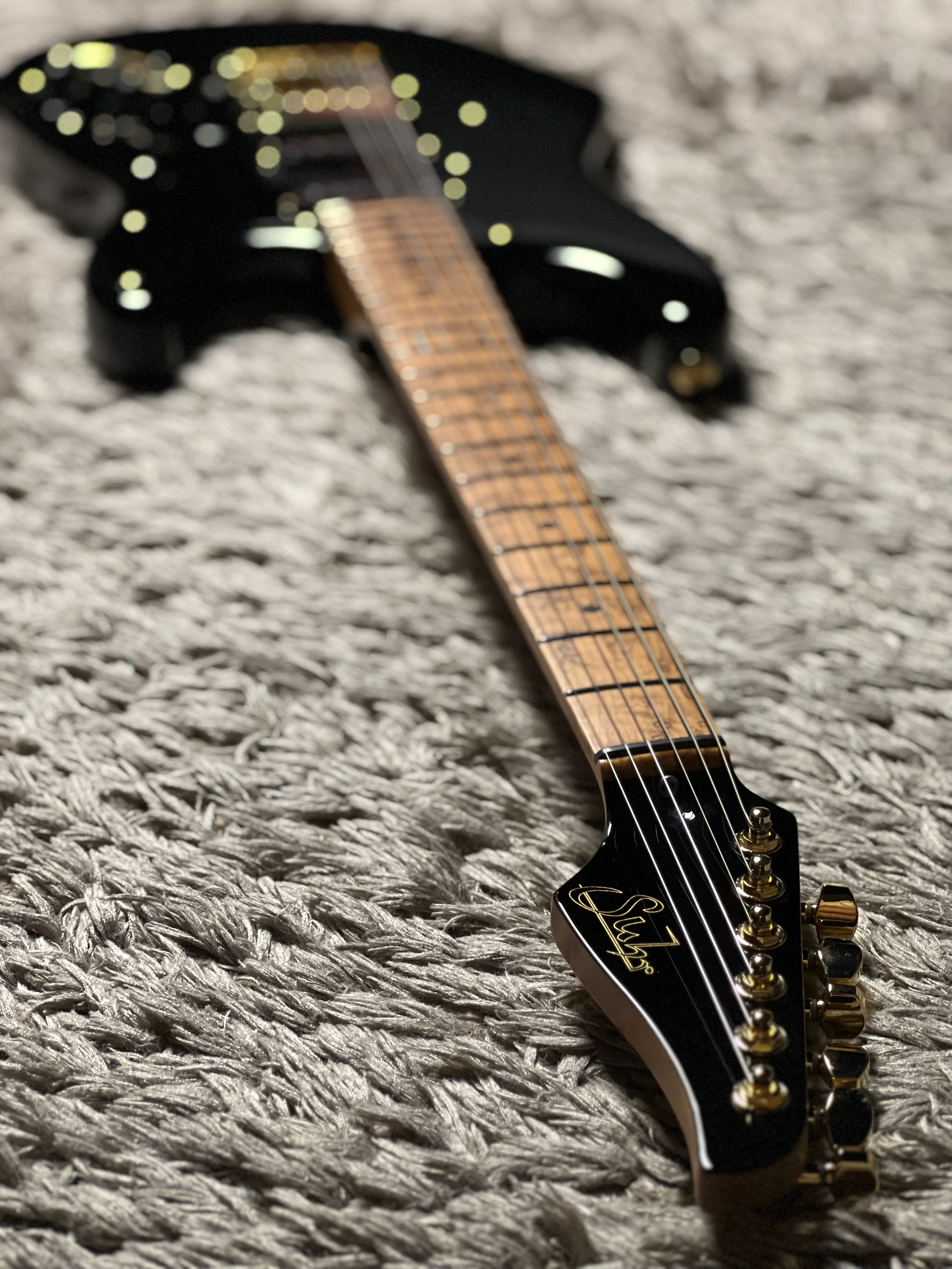 SUHR Mateus Asato Classic S in Black Gloss 83034 - Image 10