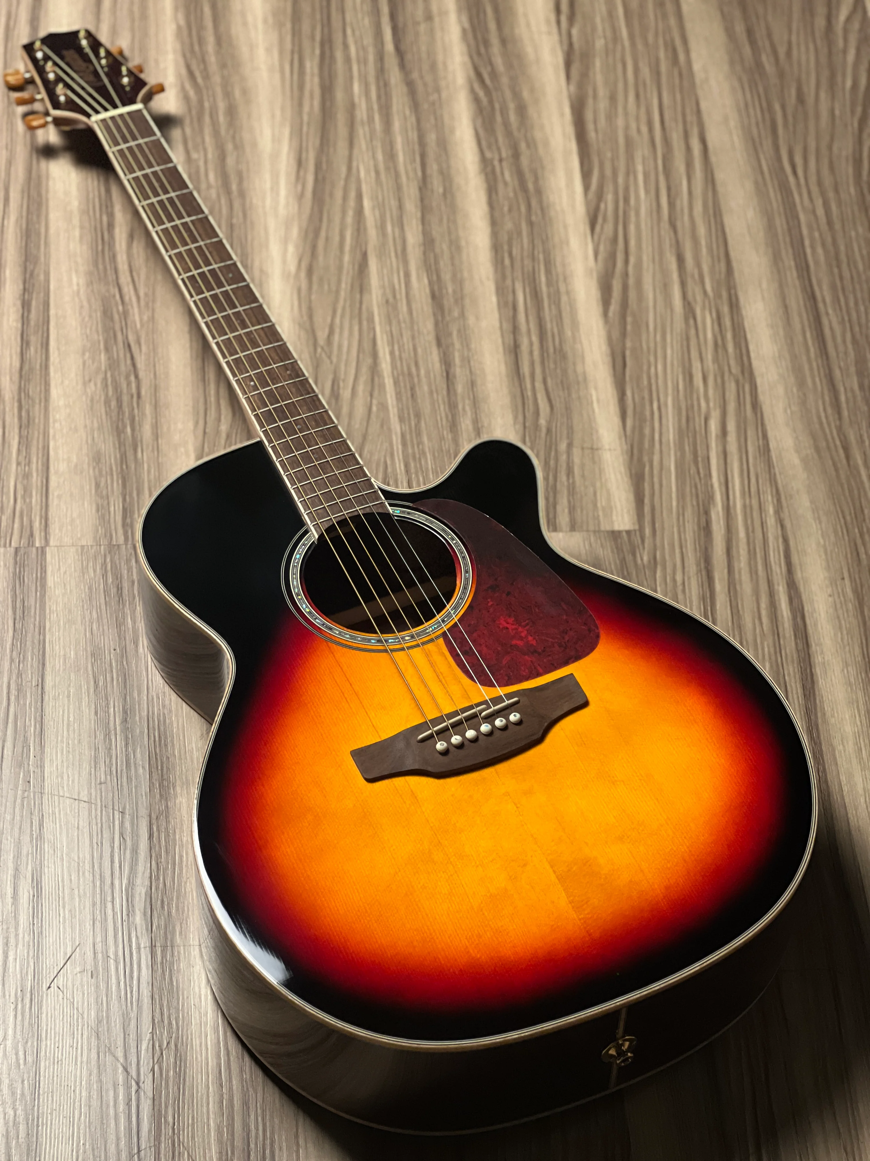 Takamine GN71CE in Brown Sunburst - Image 2