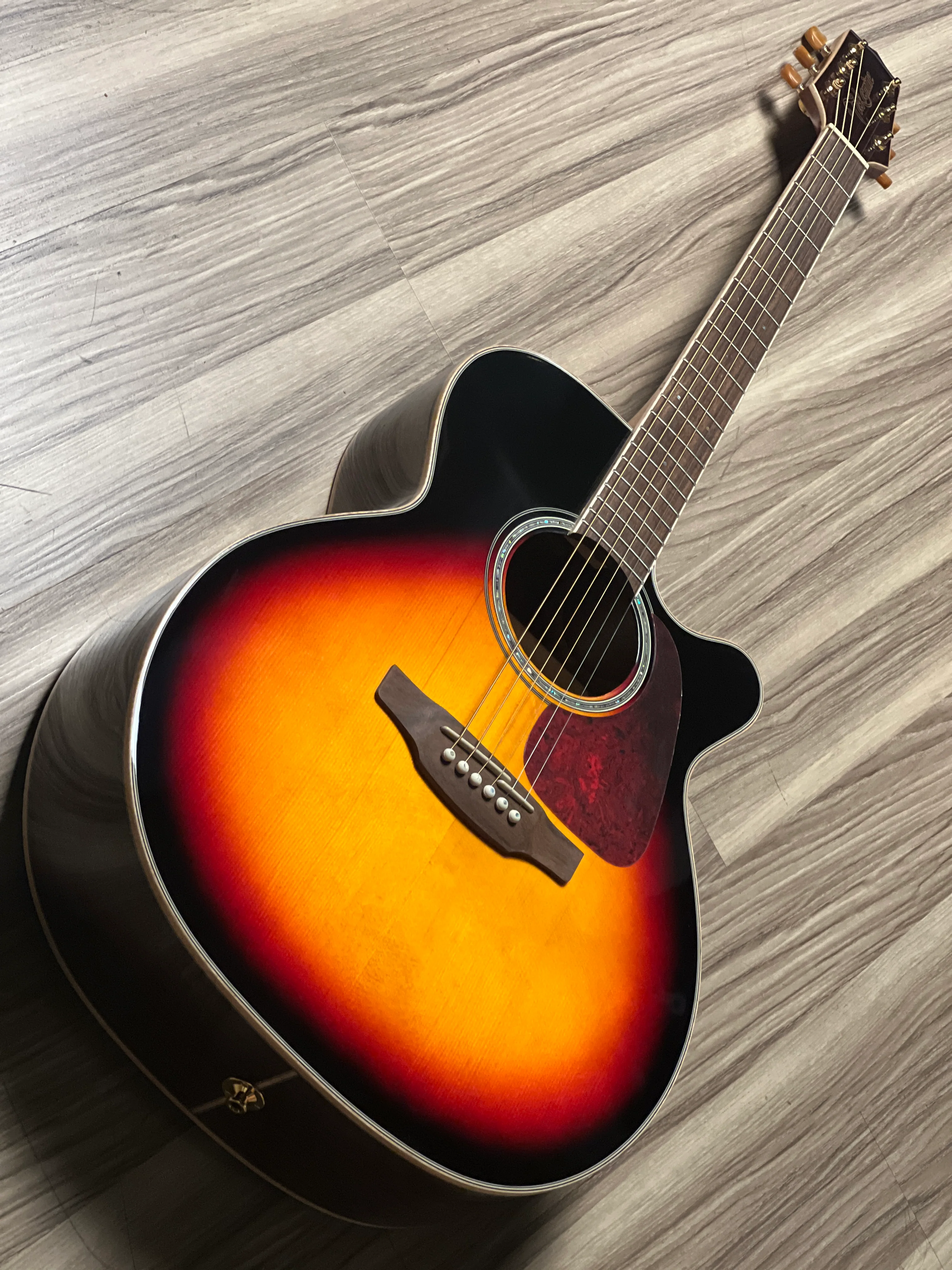 Takamine GN71CE in Brown Sunburst - Image 3