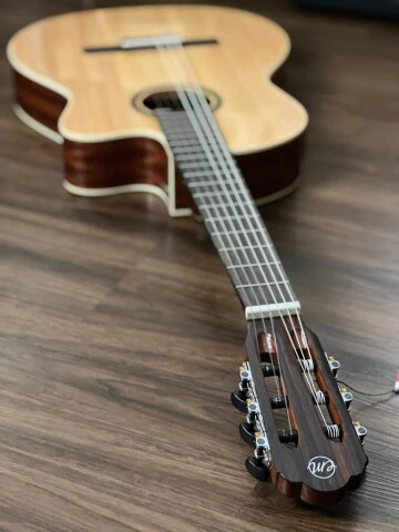 Tanglewood EM DC2 Thinline Nylon with Preamp in Natural - Image 6