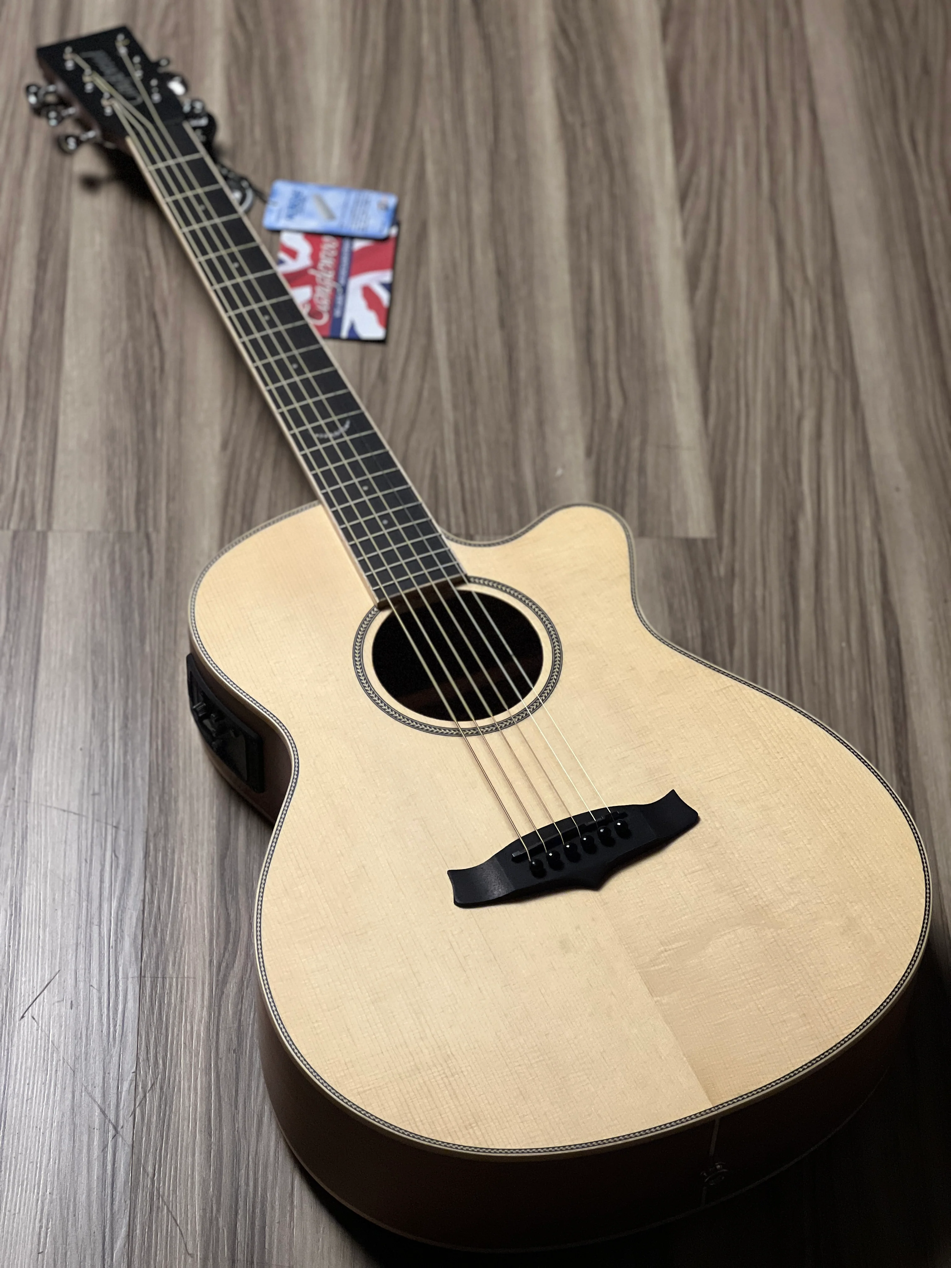 TANGLEWOOD TP4 CE Super Folk Cutaway With Fishman PRESYS in Natural - Image 2