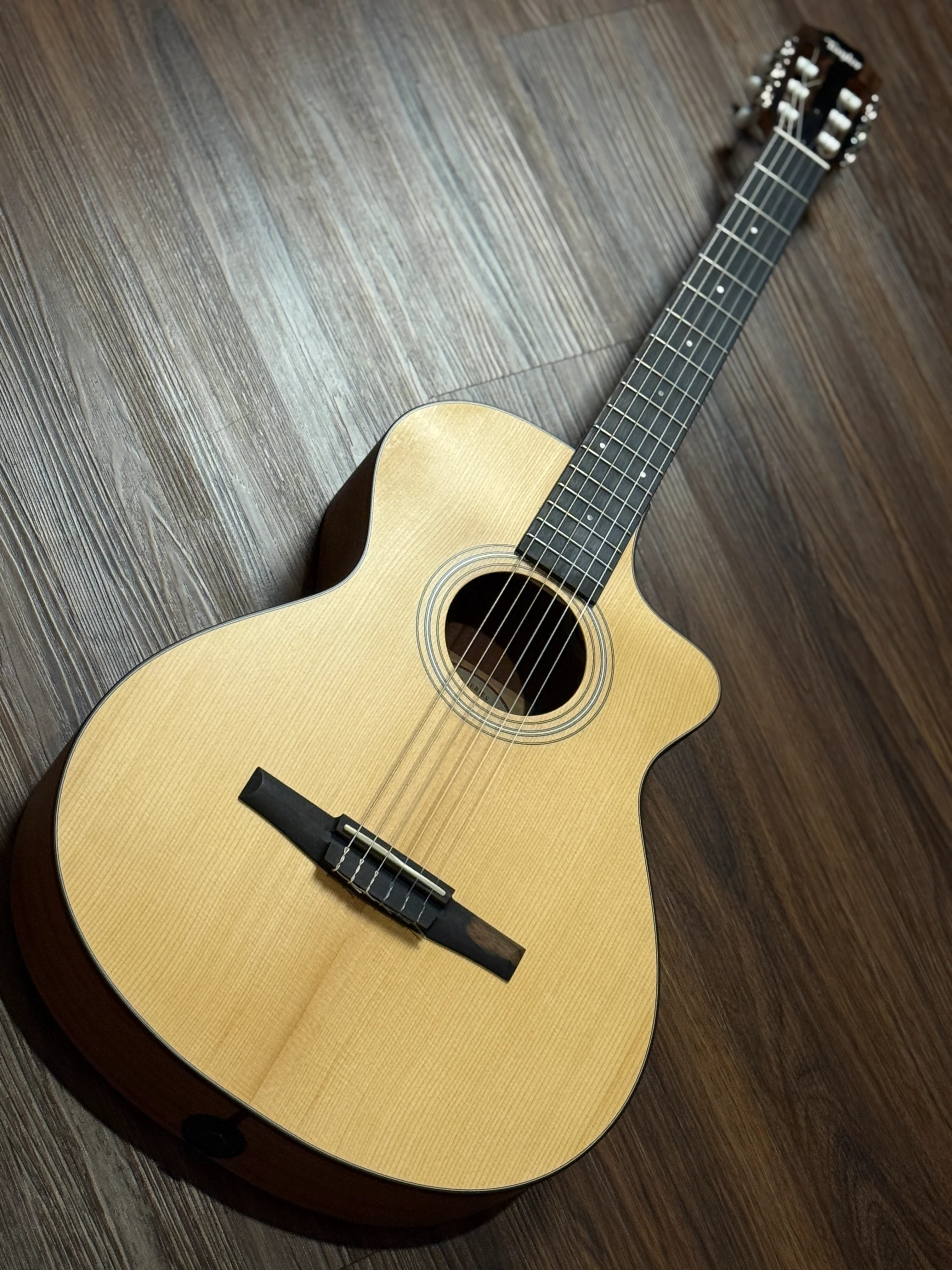 Taylor 112ce-N Acoustic Guitar in Sapele/Spruce - Image 3