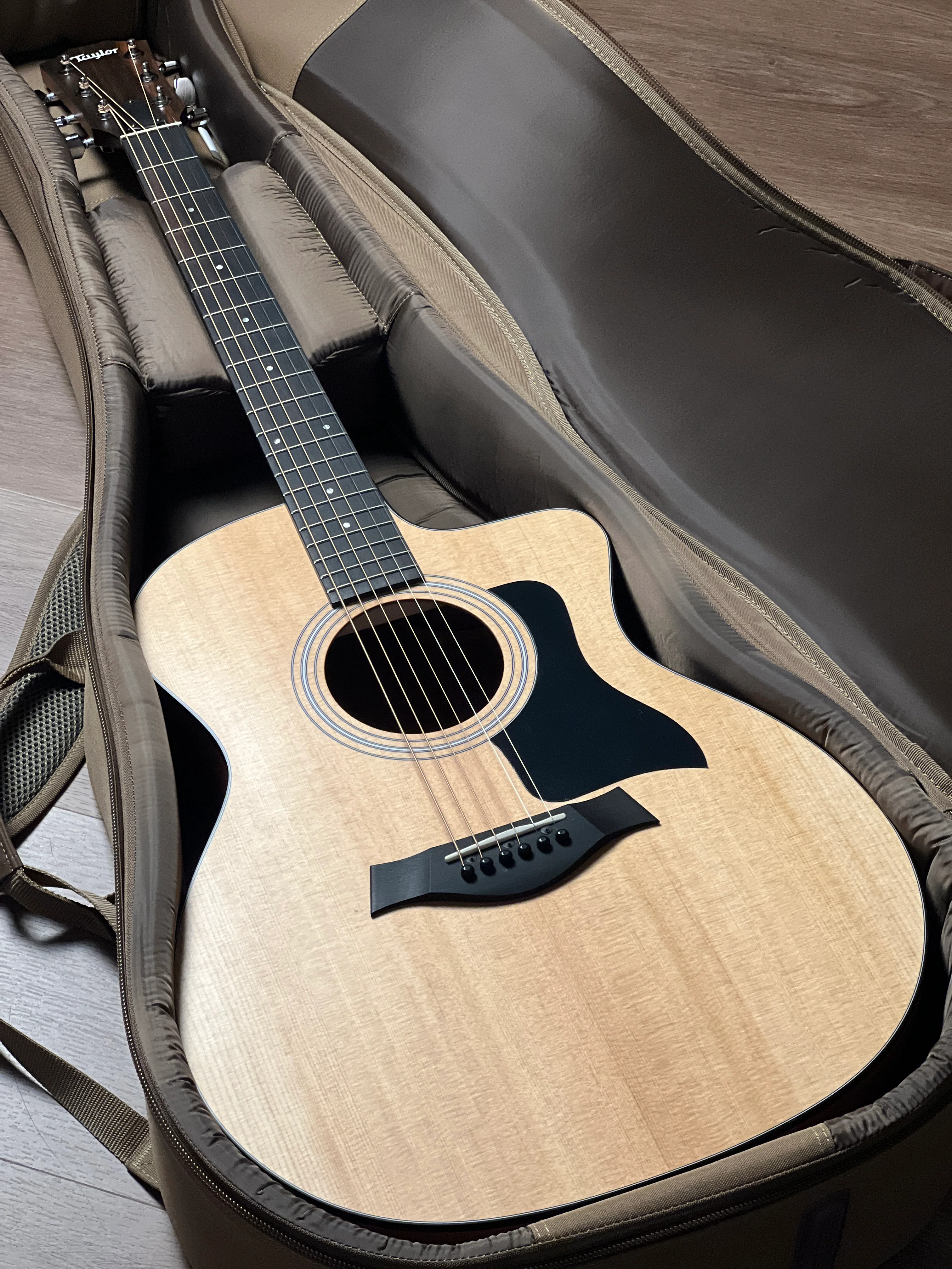 Taylor 114ce Grand Auditorium Acoustic Guitar w/Bag in Sapele/Spruce - Image 7