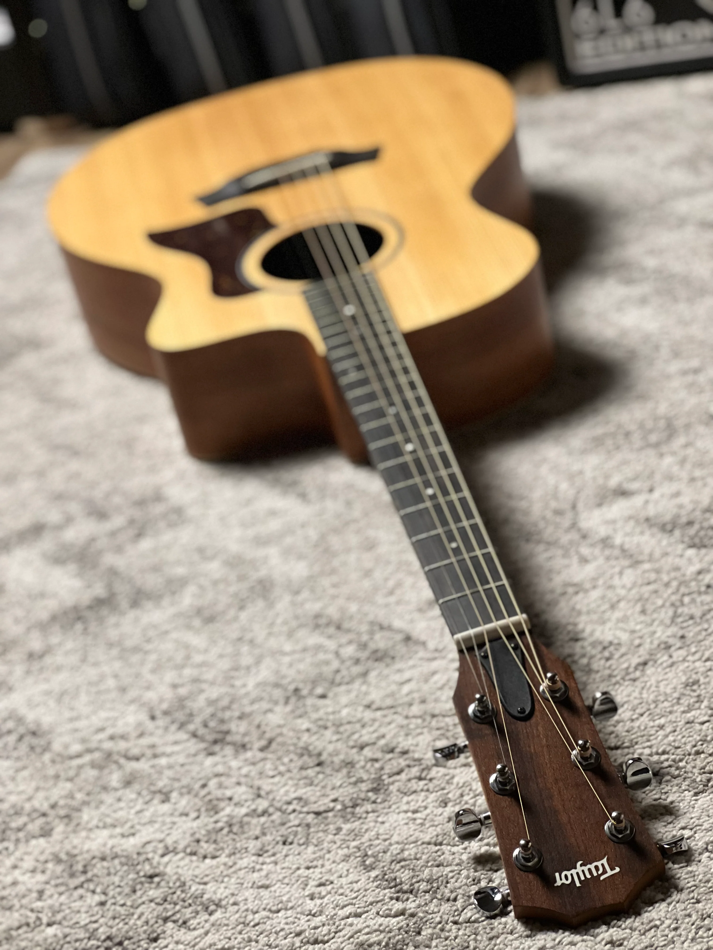 Taylor 14ce Grand Auditorium Acoustic-electric in Natural - Image 7