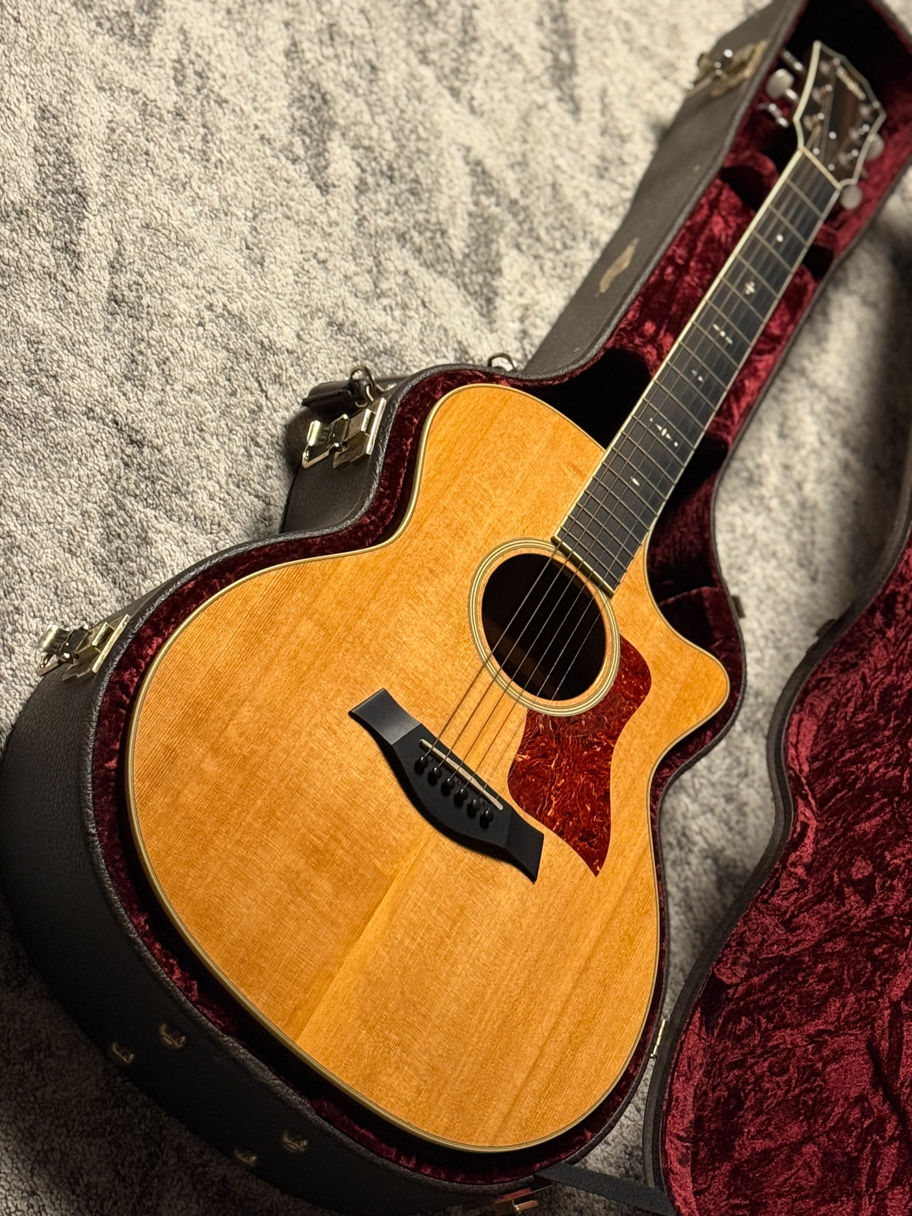 Taylor 514ce Grand Auditorium with Expression System Preamp 1103065070 (USED) - Image 3