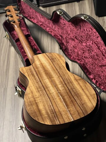 Taylor 724ce Grand Auditorium V-Class Acoustic Guitar with Natural in Hawaiian Koa - Image 5