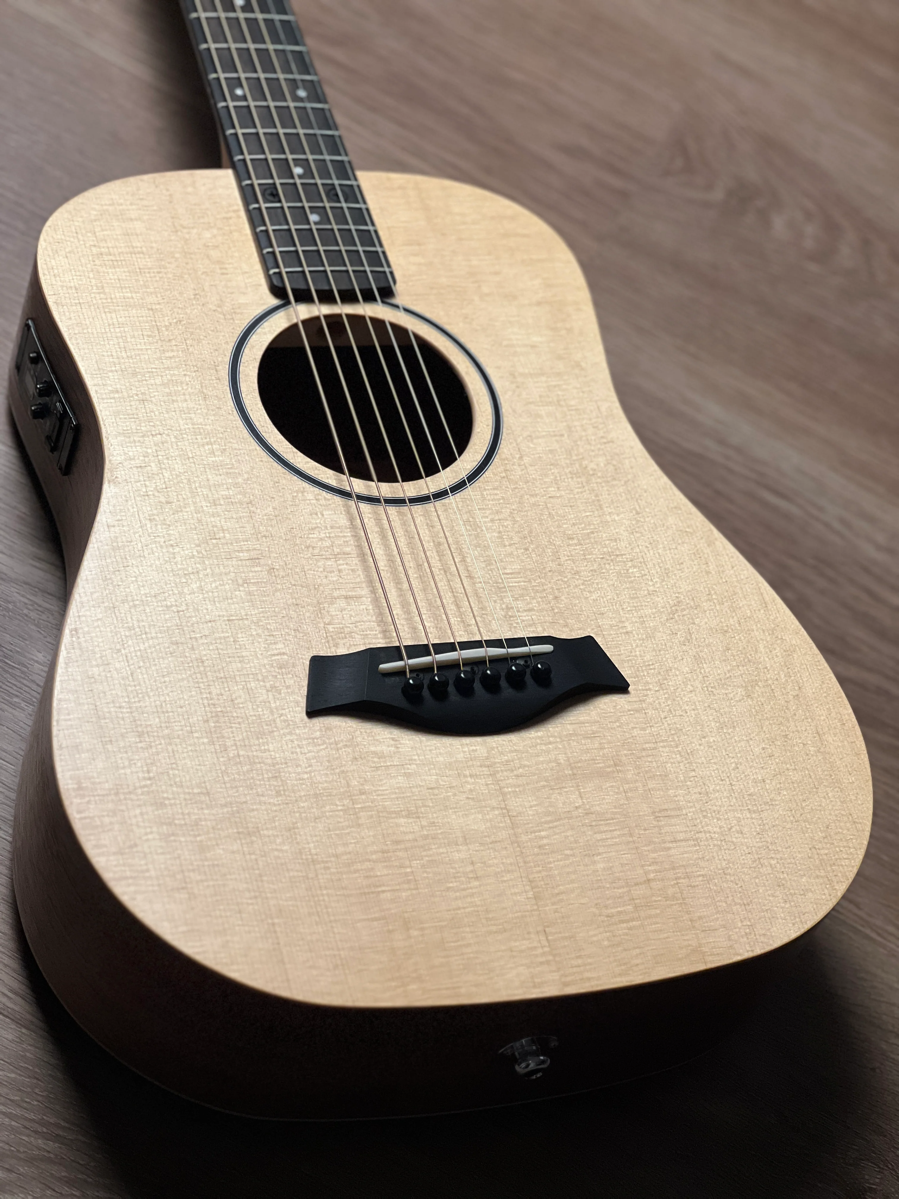 Taylor Baby Taylor-e Acoustic Guitar w/Electronic and Bag - Image 4