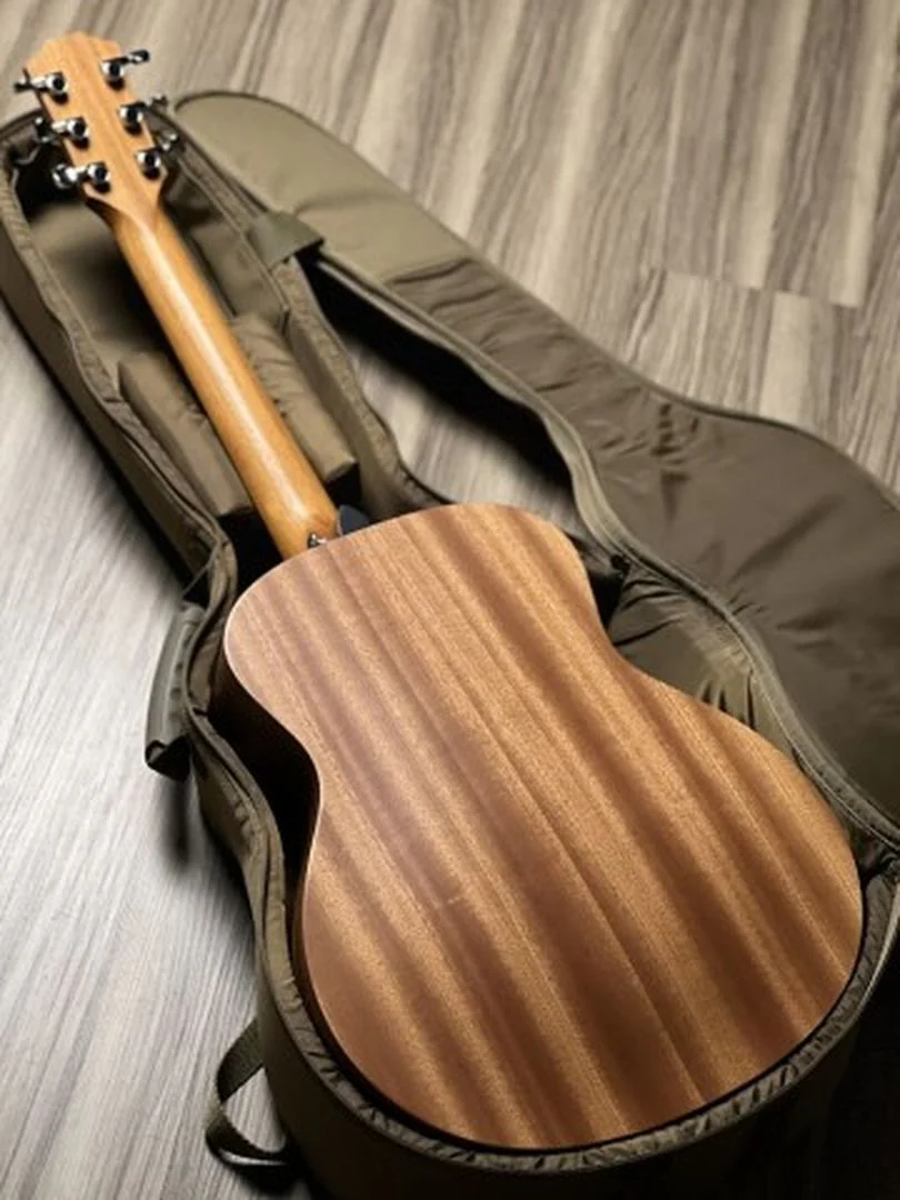 Taylor GS Mini-E Special Edition Acoustic Guitar w/Bag in Vintage Sunburst - Image 3
