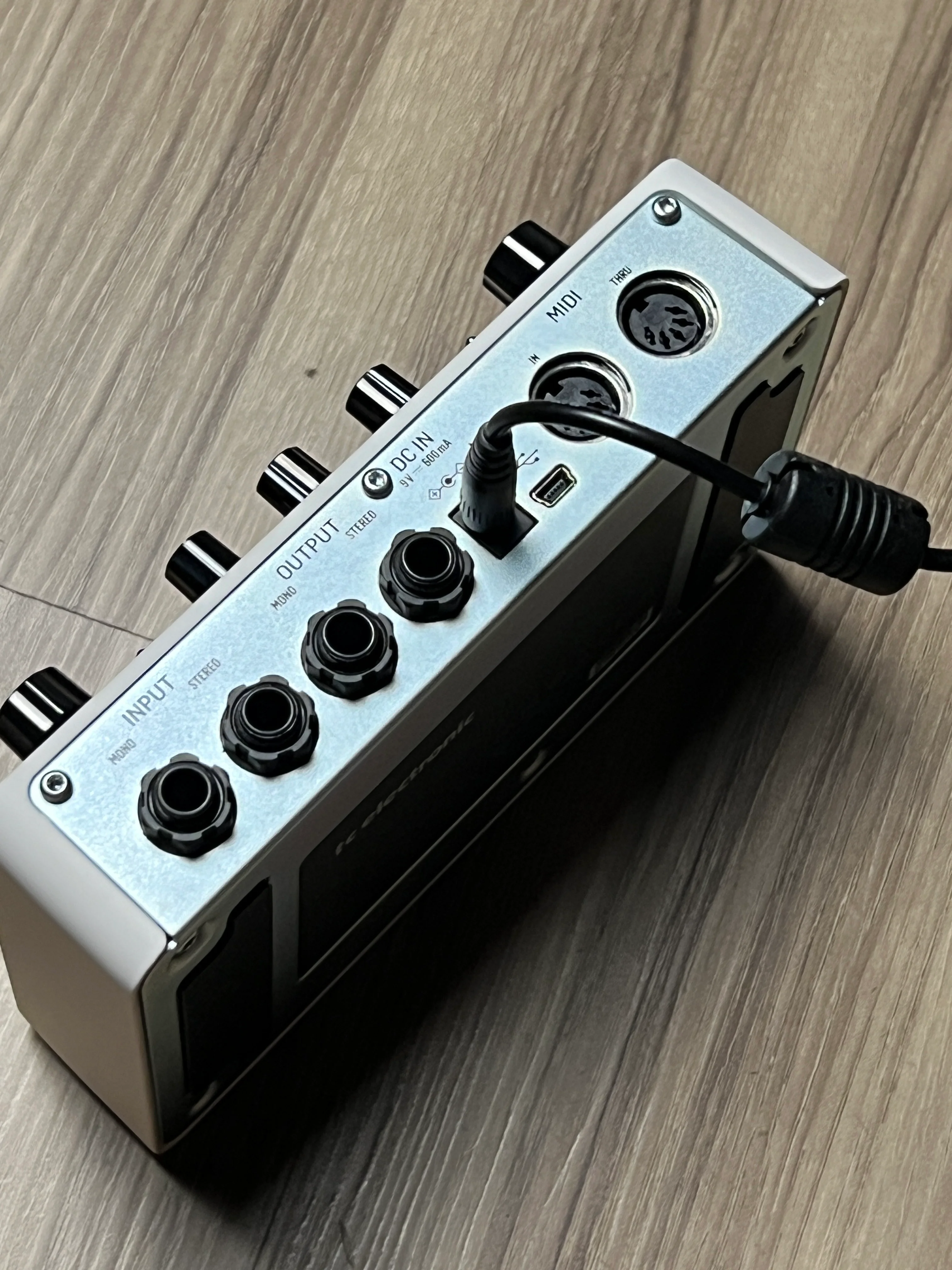 TC Electronic Plethora X3 TonePrint Multi-Effects Pedal - Image 3