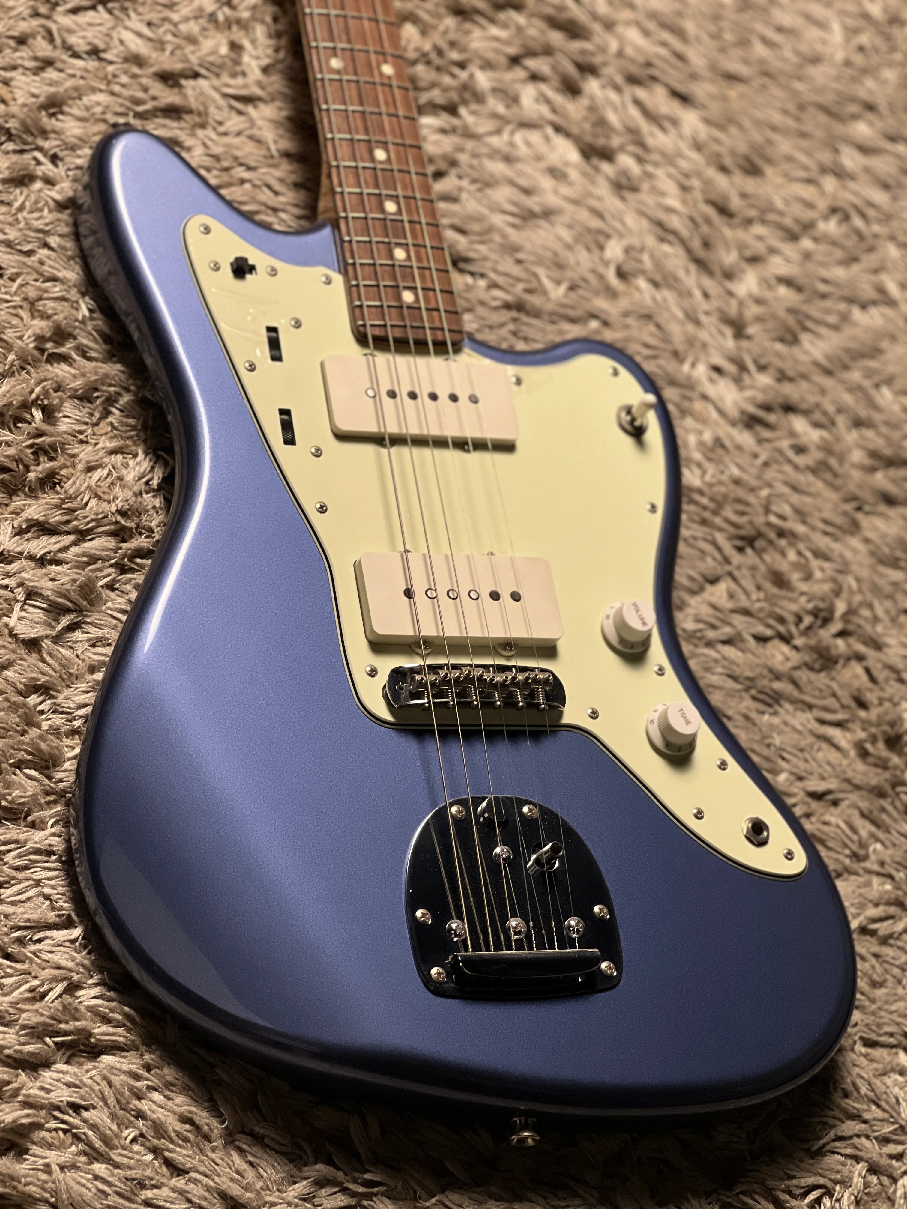 Tokai AJM-140 OLB/R Silverstar Offset in Old Lake Placid Blue 181353 - Image 4