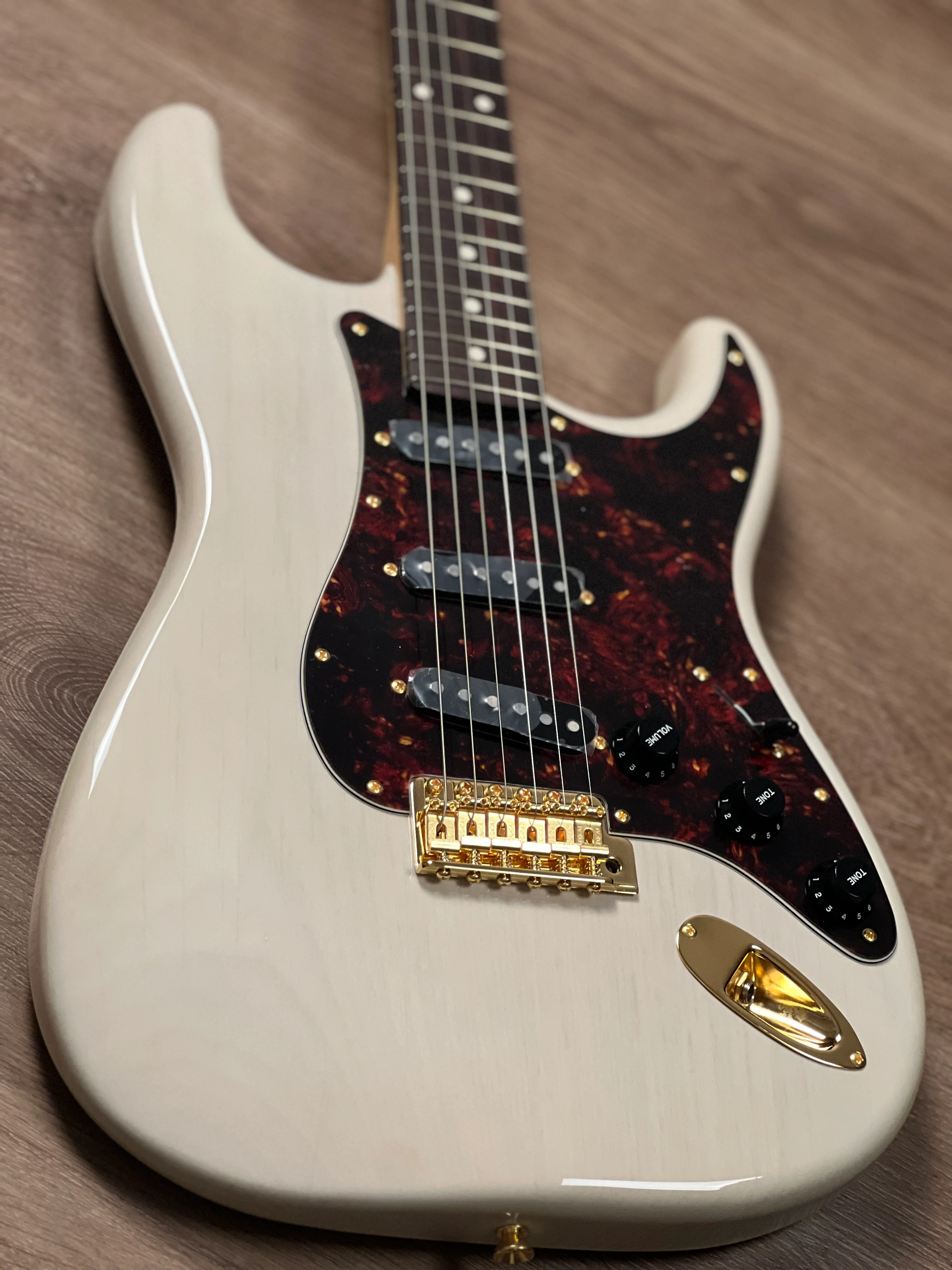Tokai Japan Goldstar Sound AST-101G/R in See Thru White with Gold Hardware 240084 - Image 5