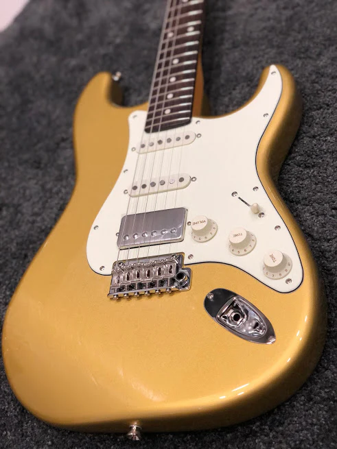 Tokai AST-104SH SGO/R Goldstar Sound Japan in Shoreline Gold with rosewood FB - Image 2