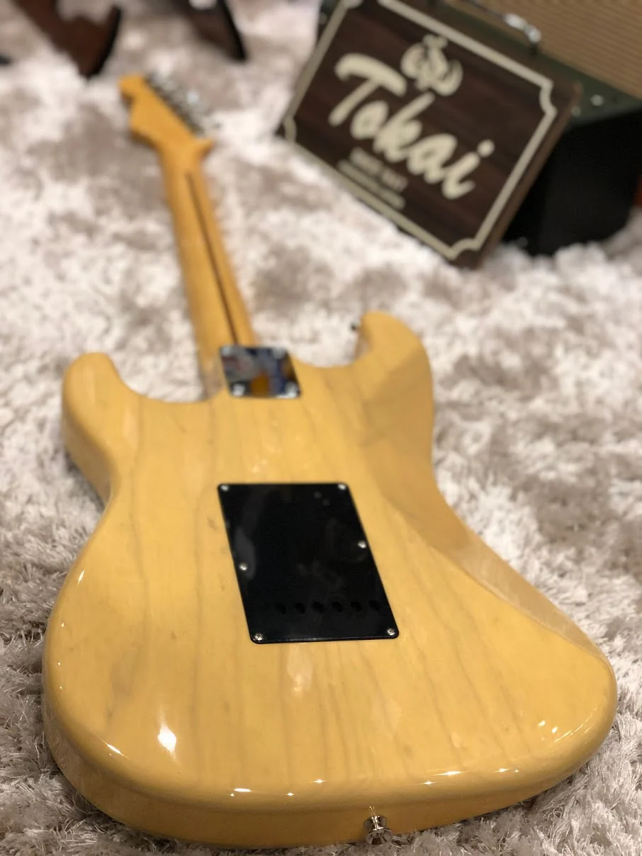 Tokai AST-154SH SEB WBL/M Modern Goldstar Sound in Off White Blonde - Image 3
