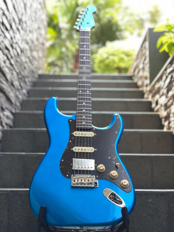 Tokai AST-95SH MH LPB/R Goldstar Sound Japan in Lake Placid Blue - Image 3