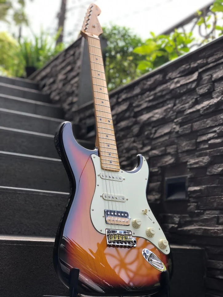 Tokai AST-95SH YS/M Goldstar Sound Japan in Yellow Sunburst - Image 4