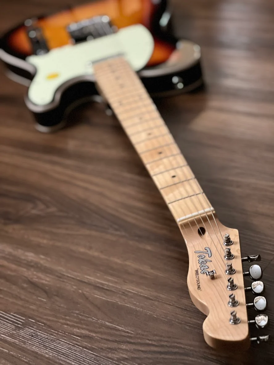 Tokai ATE-52B YS/M Breezysound in Yellow Sunburst with Maple FB - Image 7