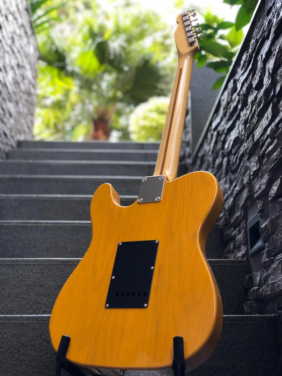 Tokai ATE-Maverick VNT/M Breezysound Japan in Vintage Natural - Image 4