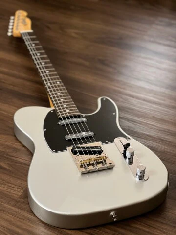 Tokai ATE172MV-SSH SG/R Breezysound Japan with Maverick Tremolo in Silver Gray