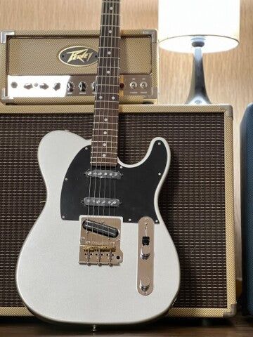 Tokai ATE172MV-SSH SG/R Breezysound Japan with Maverick Tremolo in Silver Gray - Image 7