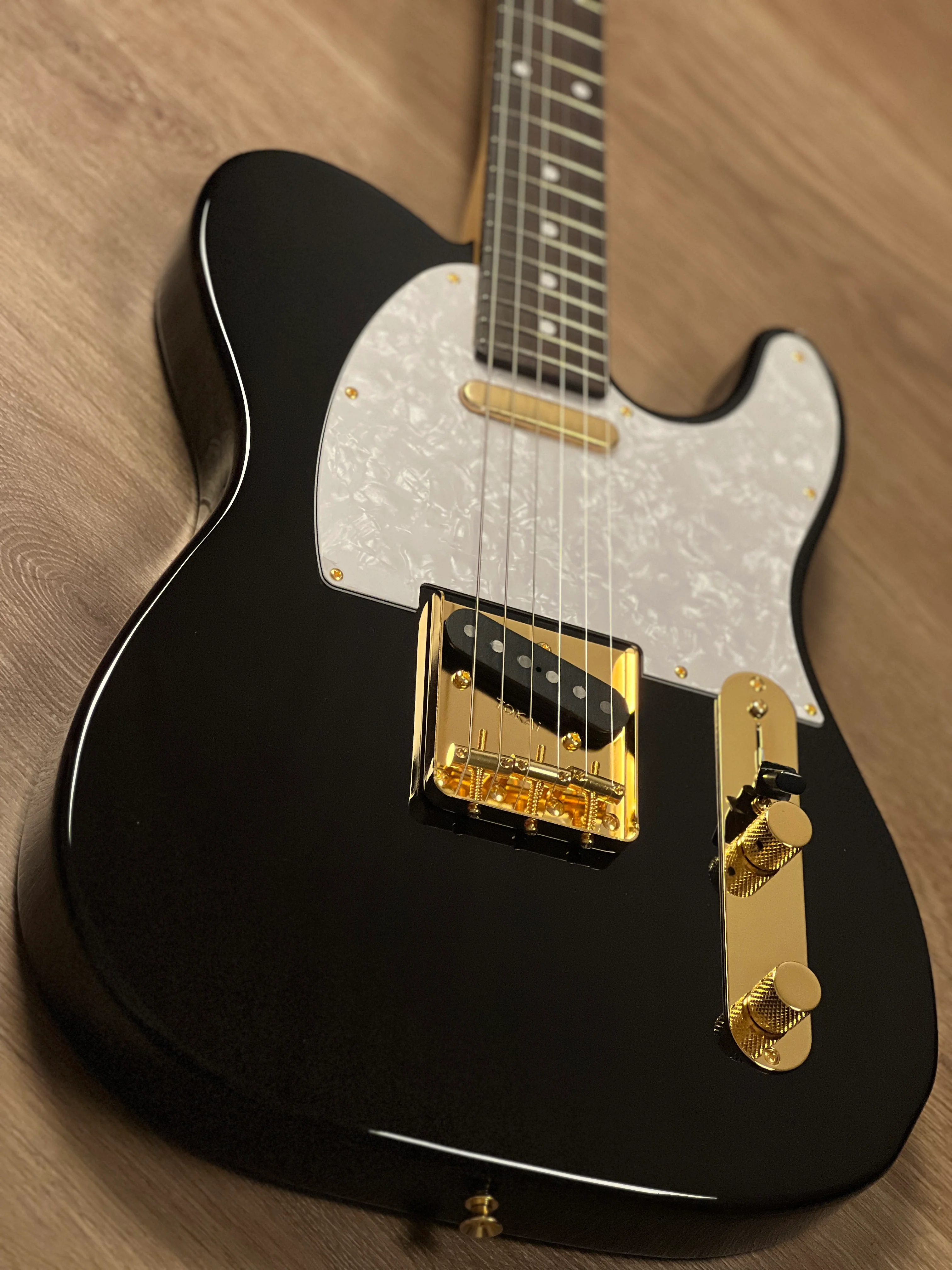 Tokai Japan ATE-102G/R Breezysound Japan in See Thru Black with Gold Hardware 240131 - Image 5