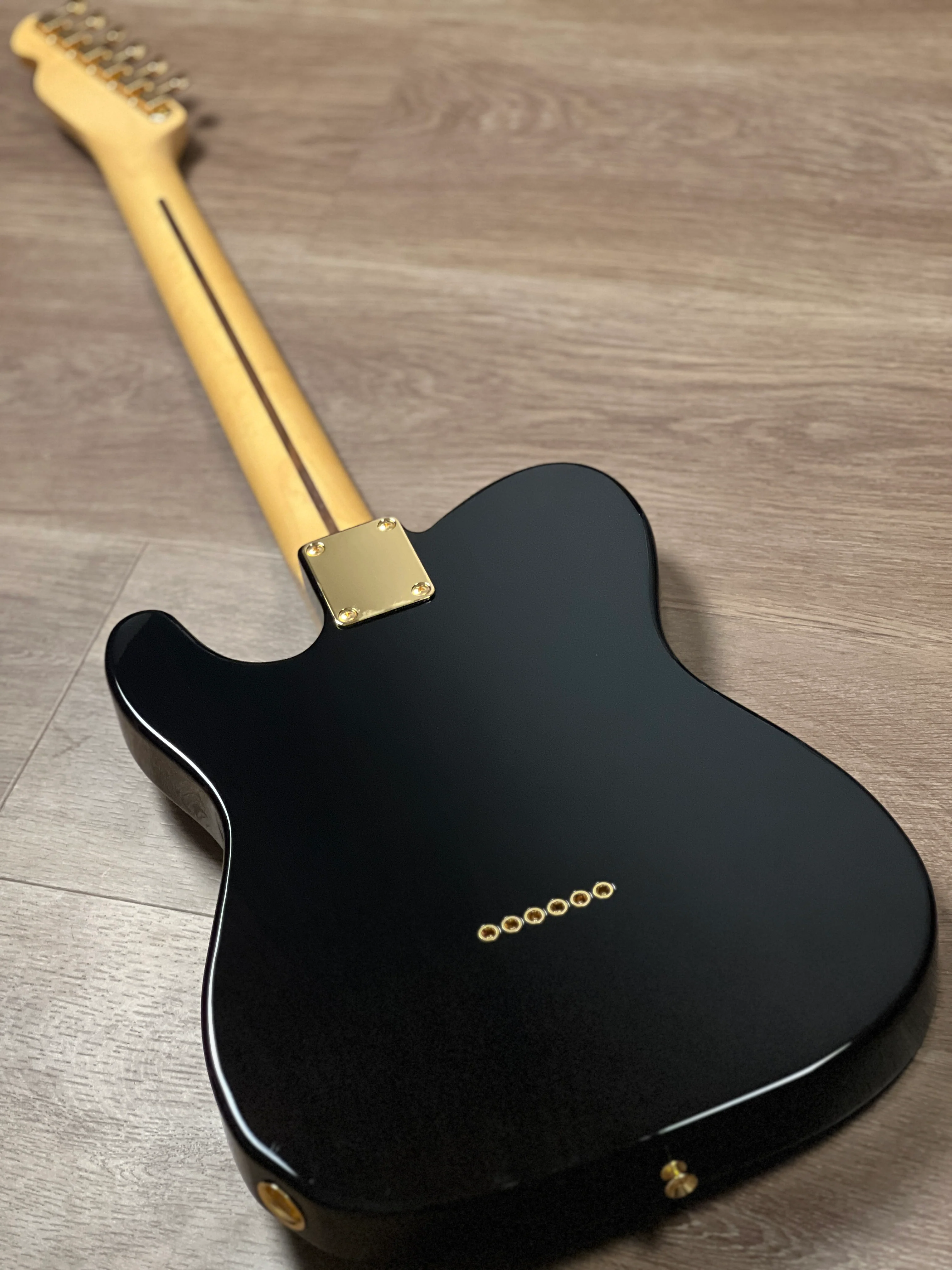 Tokai Japan ATE-102G/R Breezysound Japan in See Thru Black with Gold Hardware 240131 - Image 6