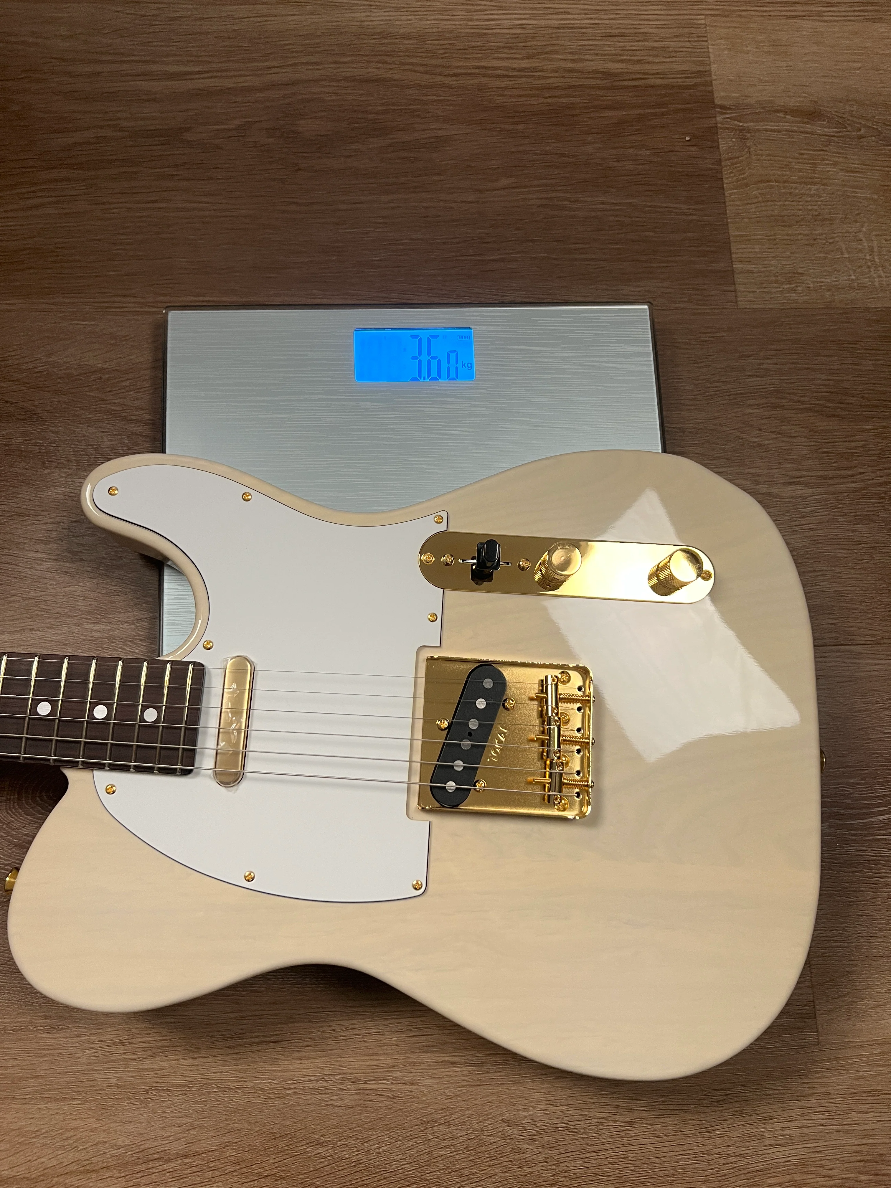 Tokai Japan ATE-102G/R Breezysound Japan in See Thru White with Gold Hardware 231347 - Image 10
