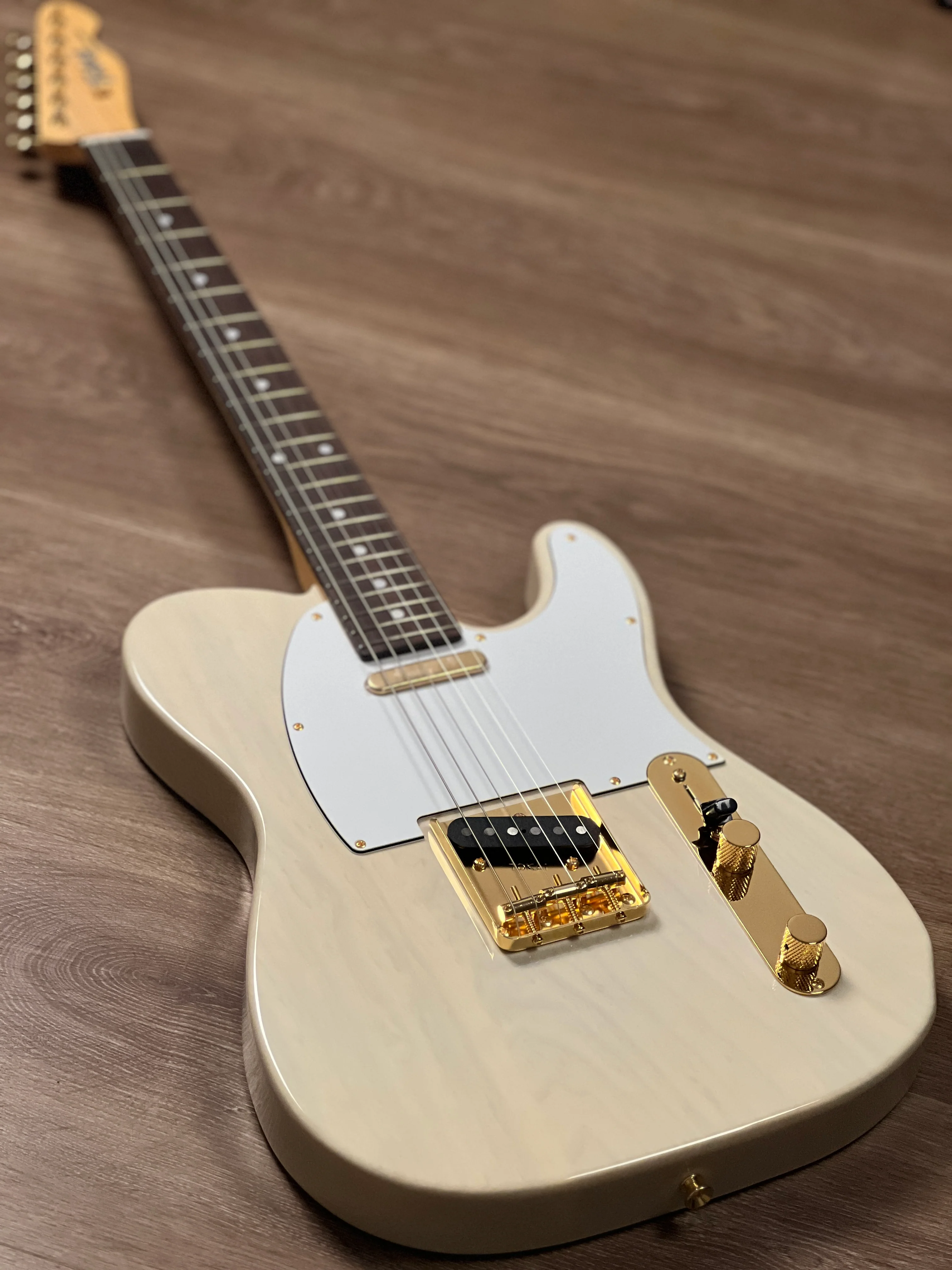 Tokai Japan ATE-102G/R Breezysound Japan in See Thru White with Gold Hardware 231347 - Image 2