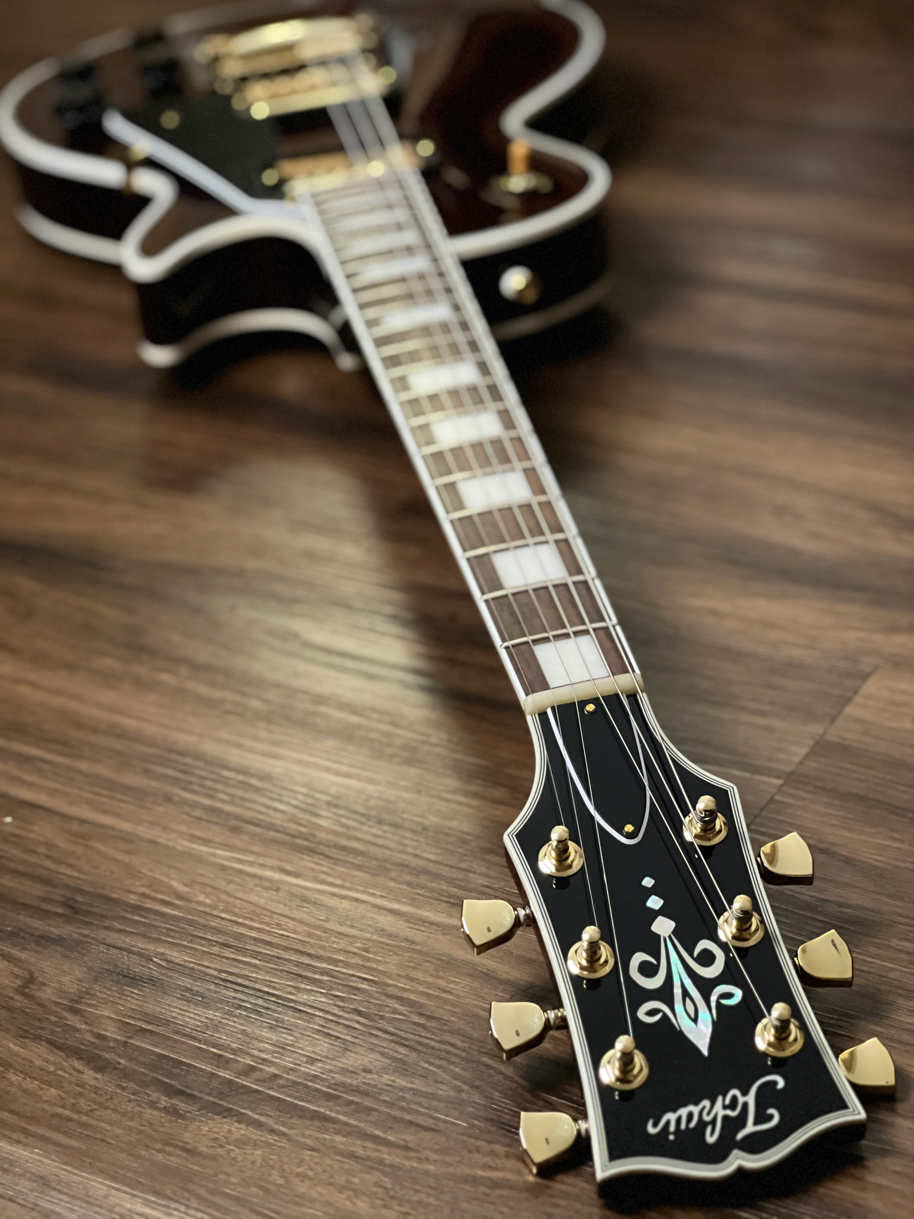 Tokai Love Rock LC-142 WR Vintage Series Japan in Wine Red S/N 2349127 - Image 6