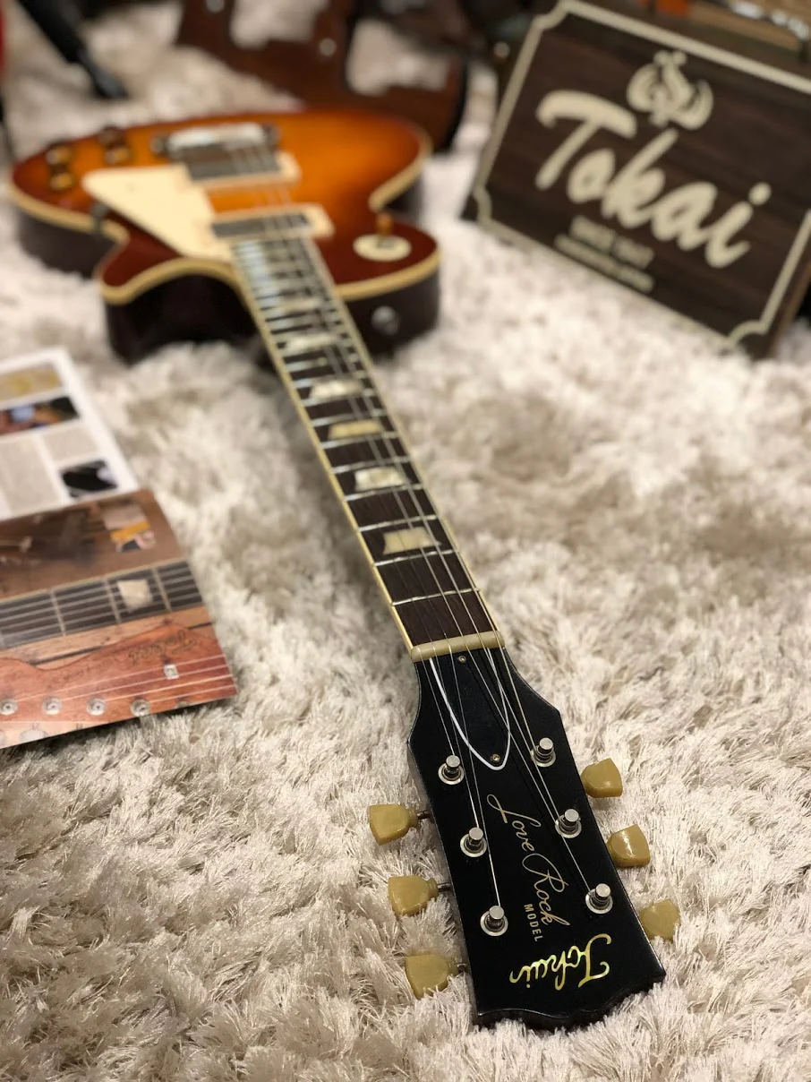 Tokai Love Rock LS-212F in Classic Honeyburst VOS With Relic hardware - Image 3