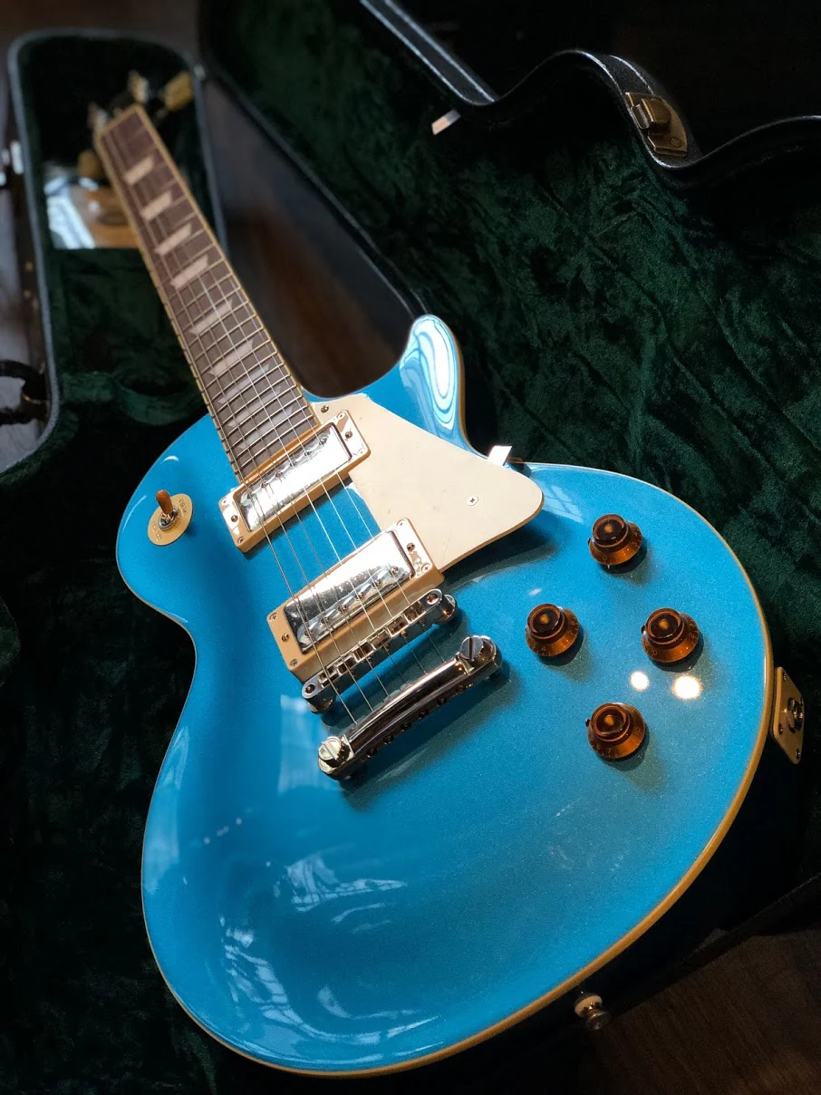 Tokai LS-122 PHB Love Rock Japan in Pelham Blue - Image 7