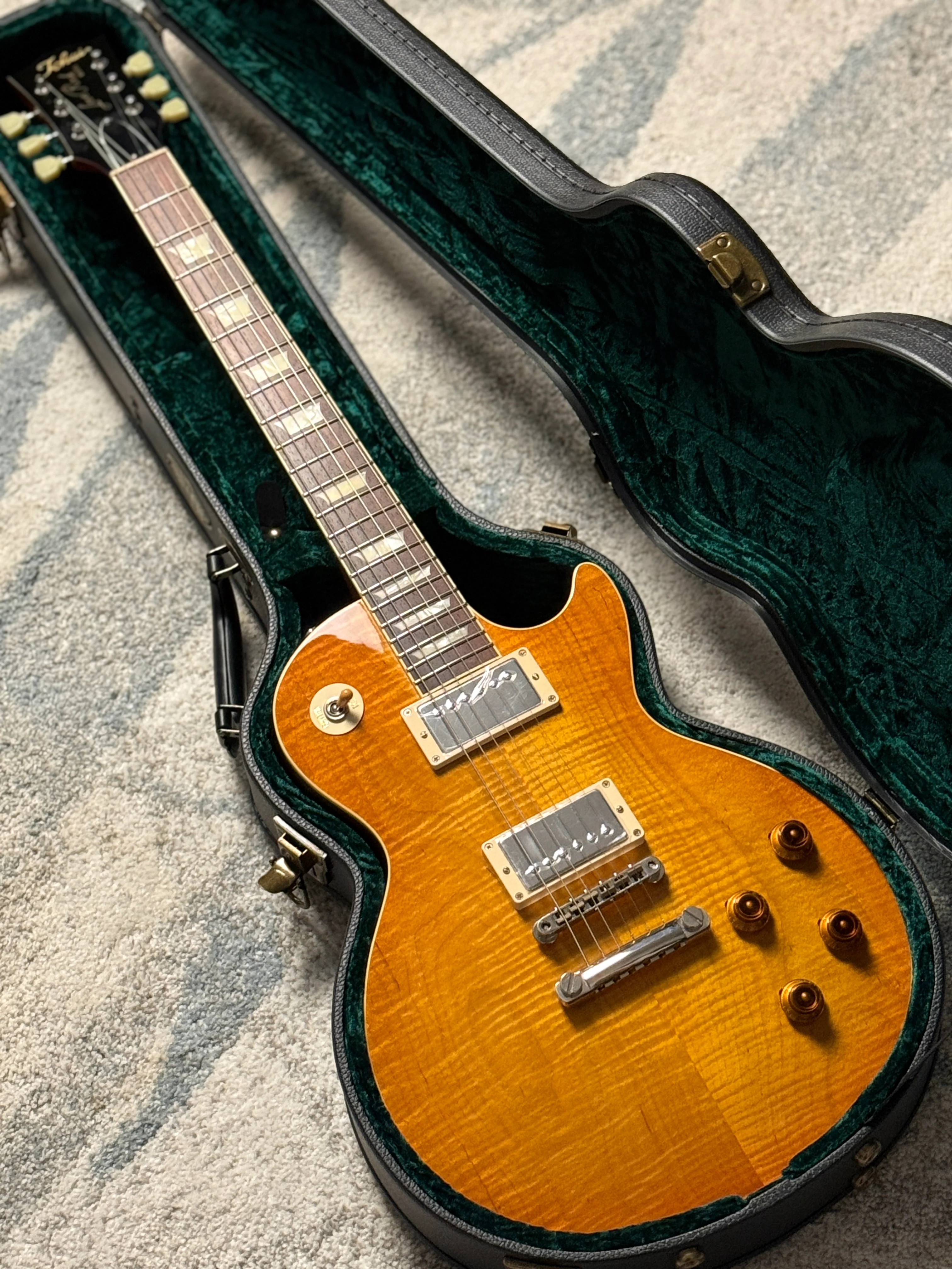 Tokai LS-301-3A HB Love Rock Japan Custom Shop Series in Honeyburst 2450566 - Image 3